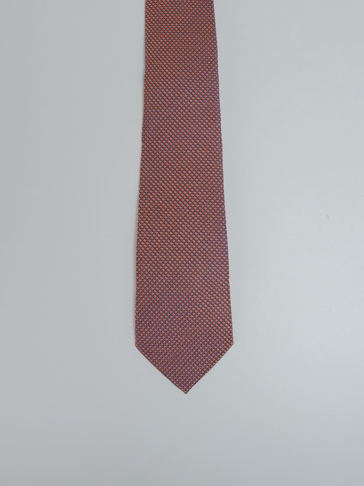 Silk structured tie