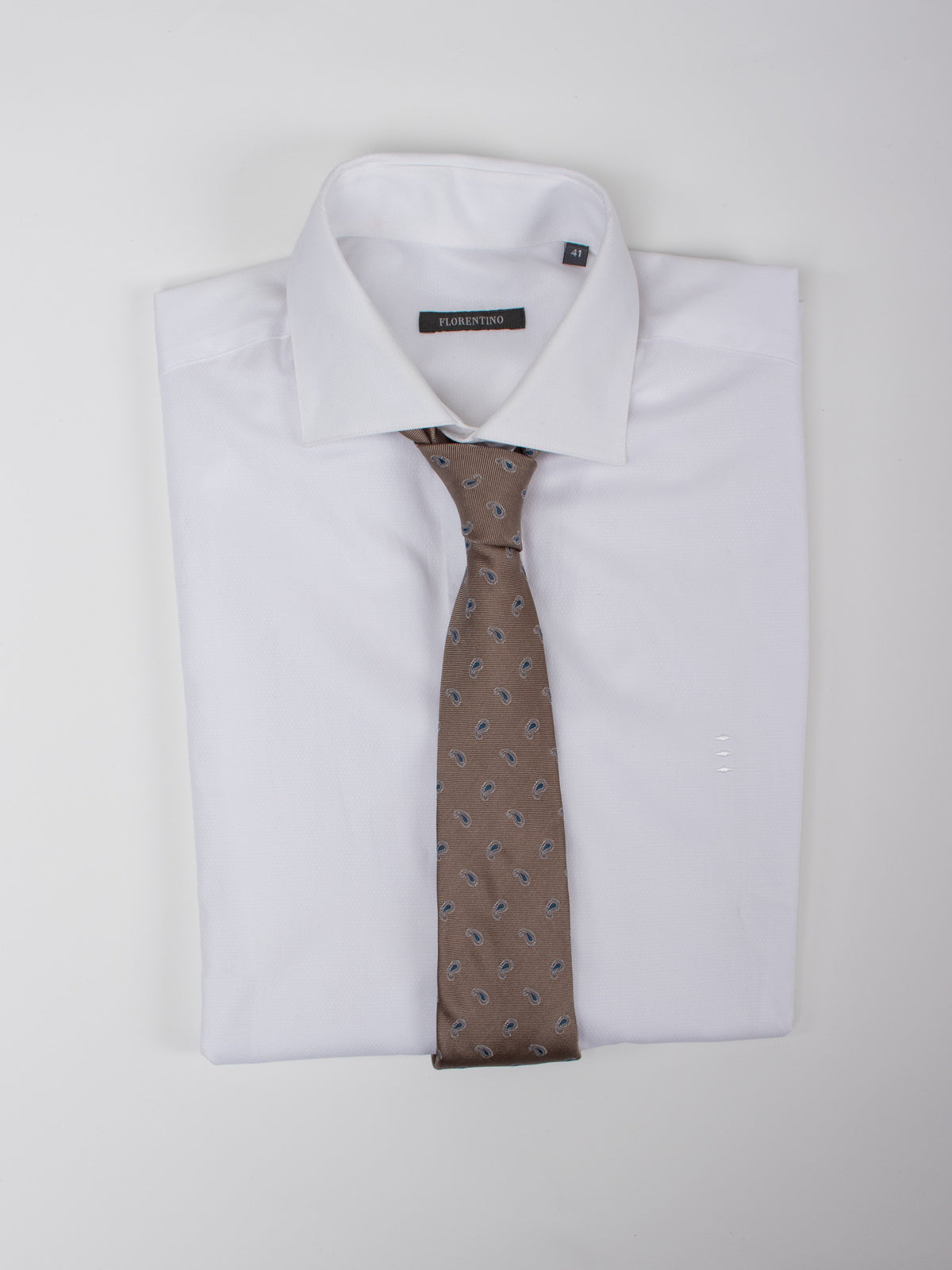 Corbata seda motivo paisley