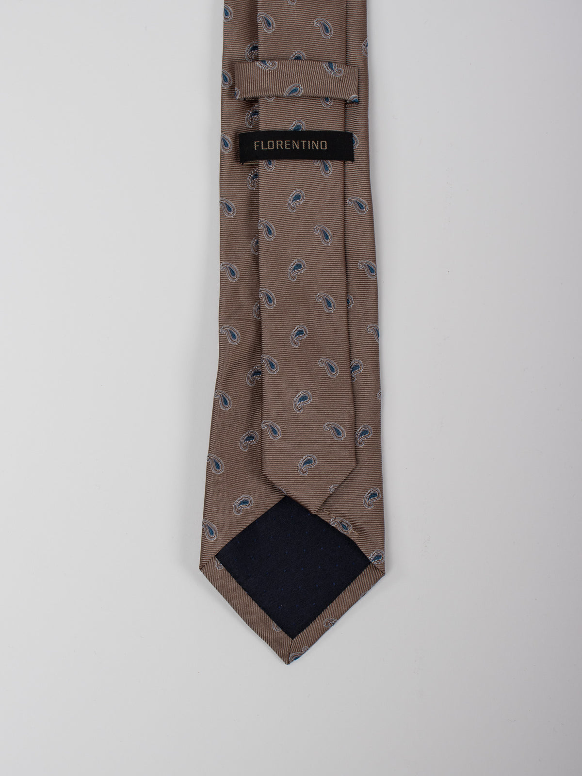 Corbata seda motivo paisley