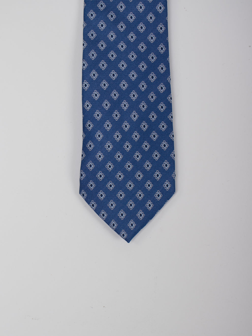 Corbata seda motivos geométricos
