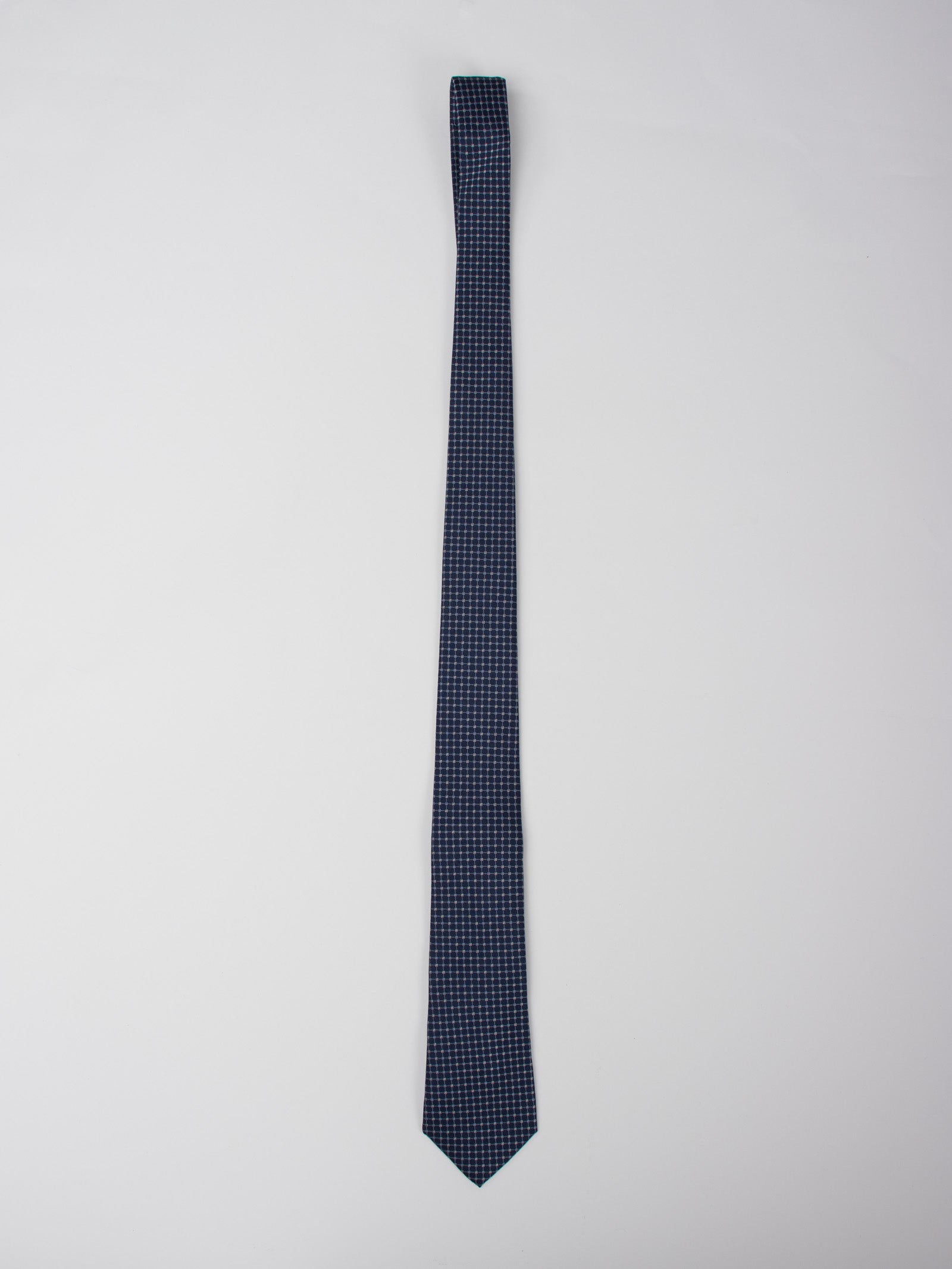 Corbata seda motivos geométricos