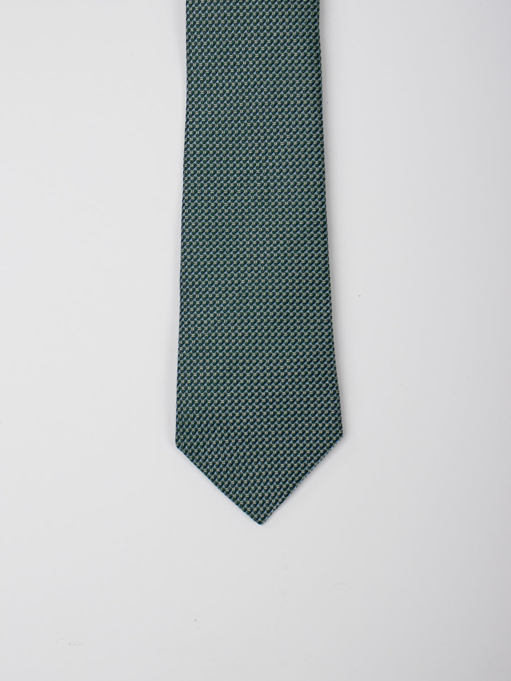 Corbata seda estructura