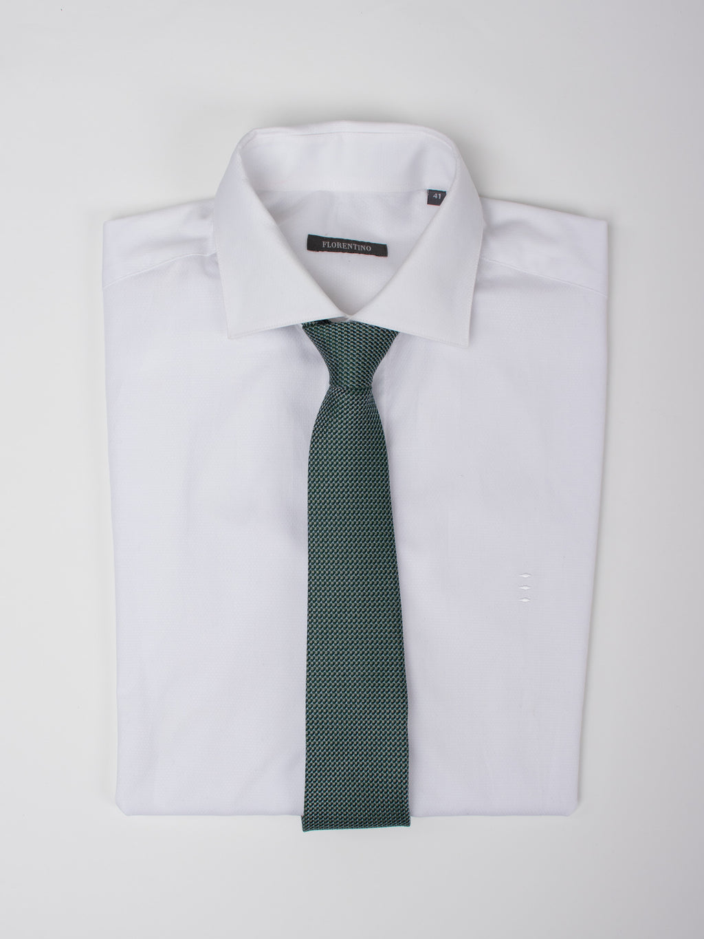 Corbata seda estructura