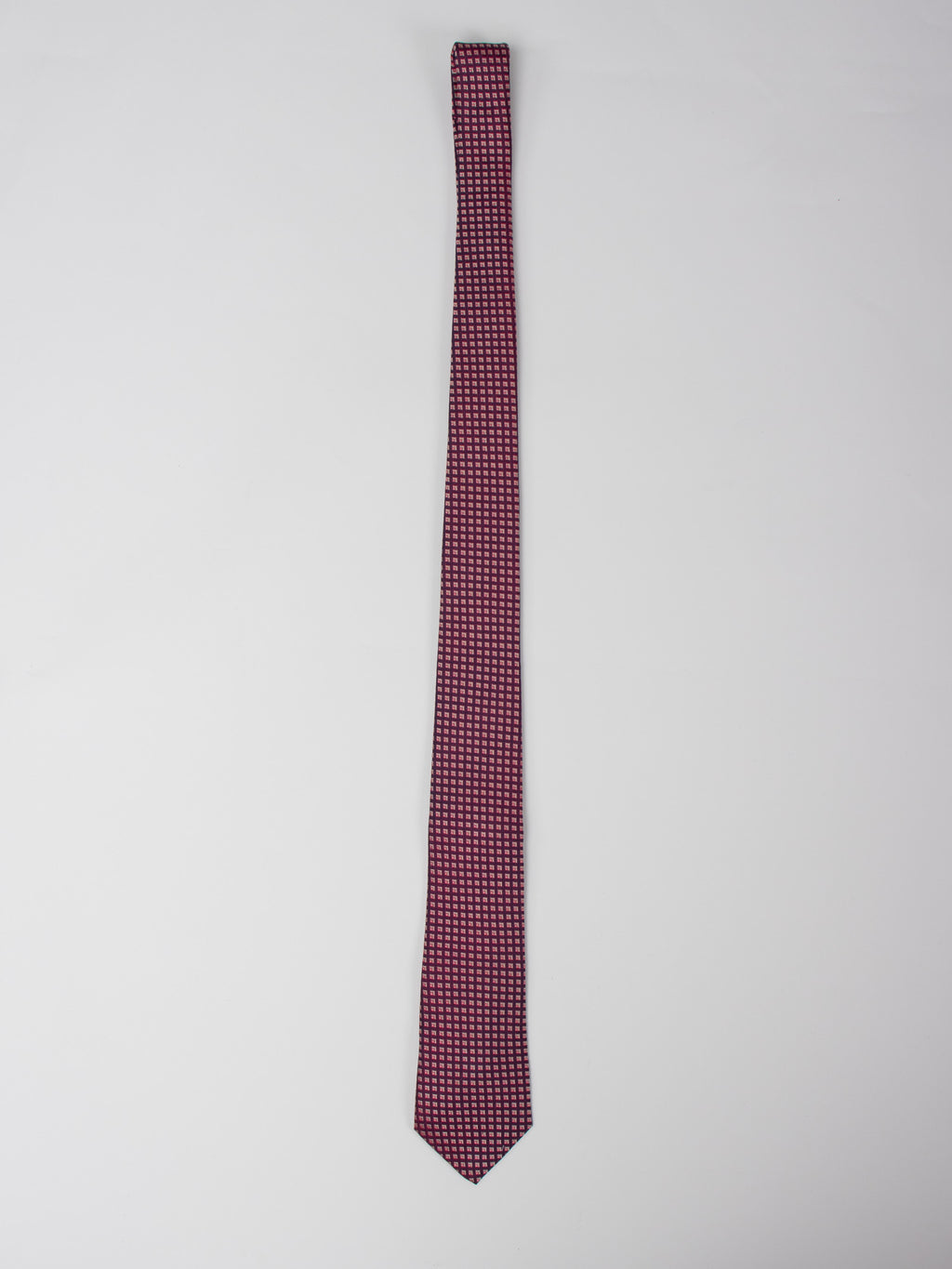 Corbata seda motivos geométricos