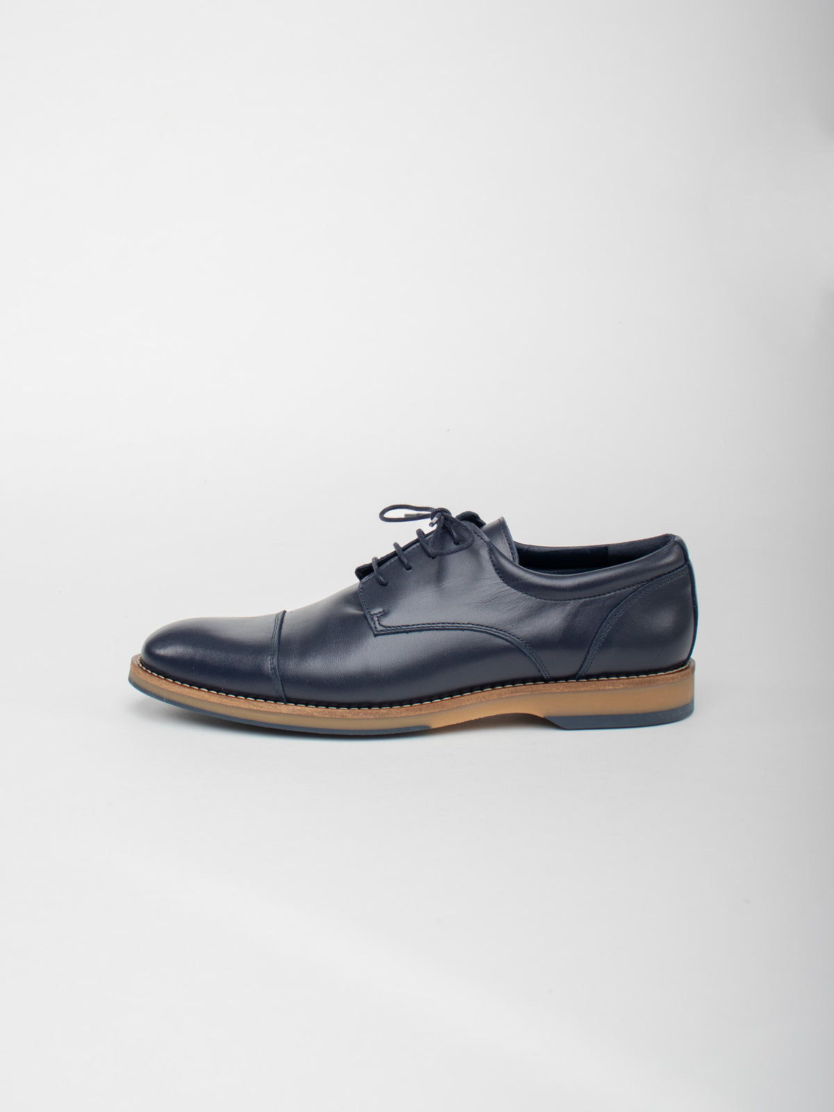Leather blucher shoes