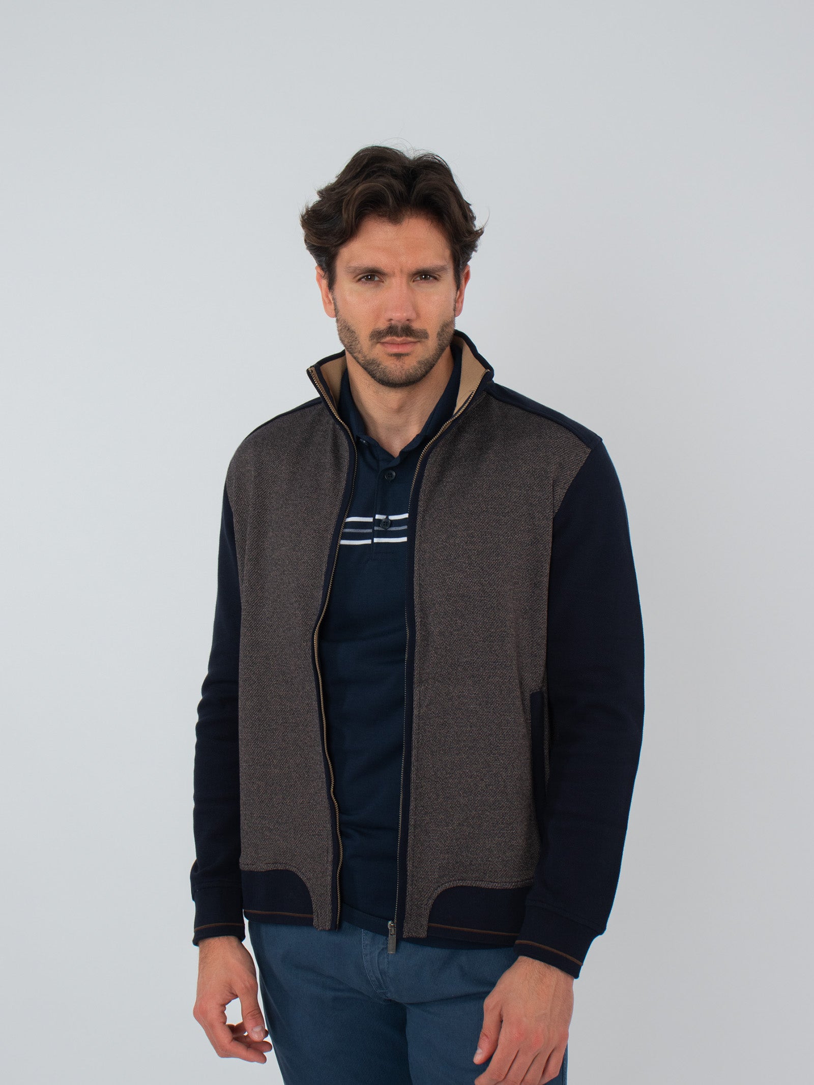 Chaqueta soft combinada