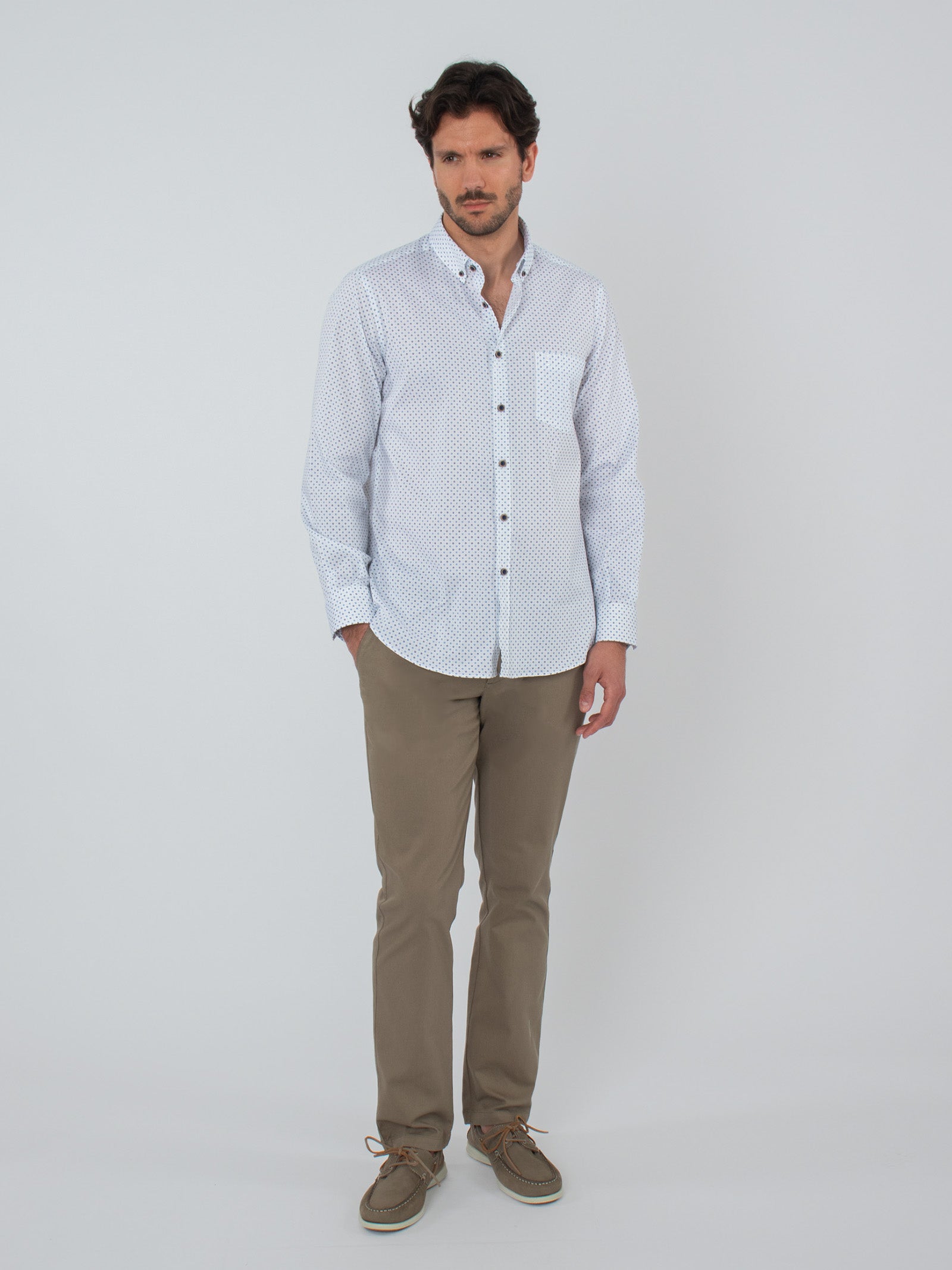 Pantalón chino microestructura