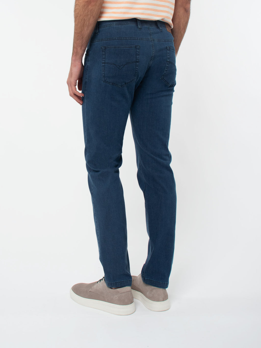 Pantalón vaquero slim fit acabado bleach