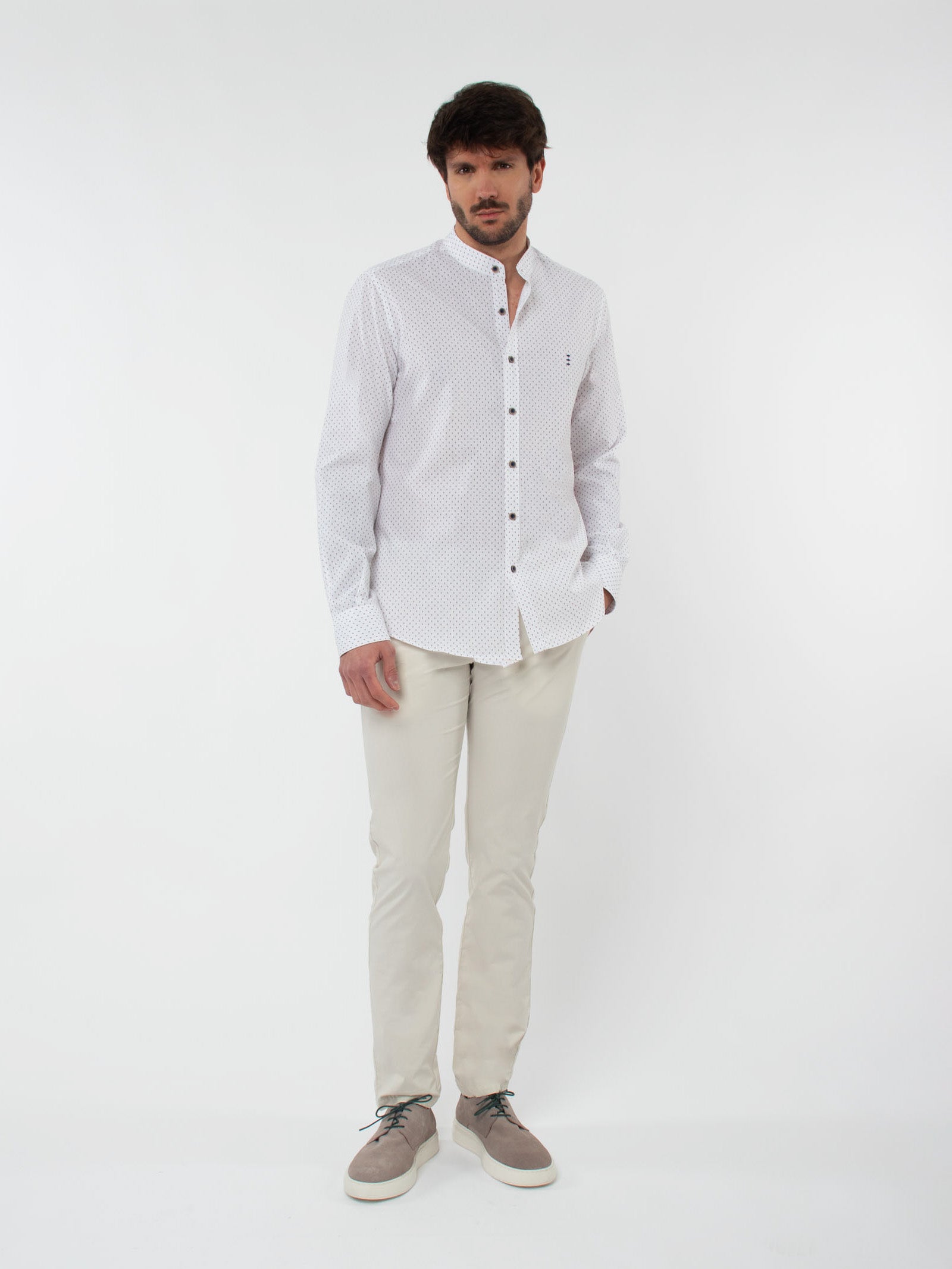 Pantalón chino slim fit