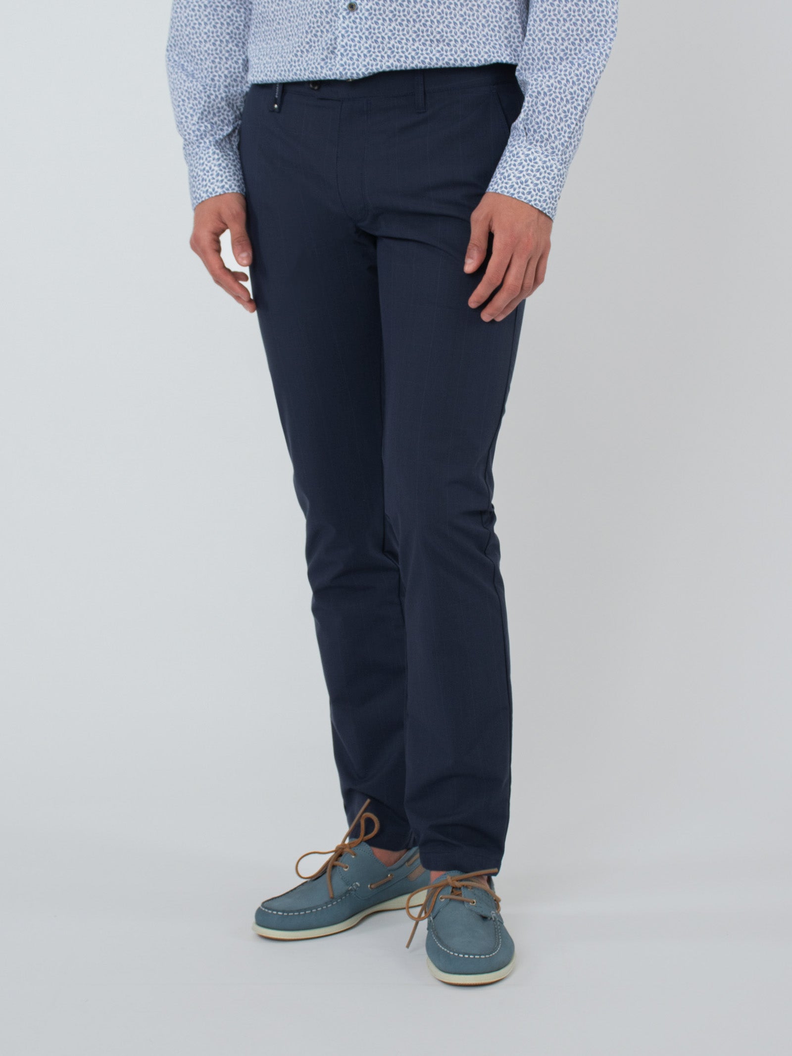 Pantalón chino cuadros