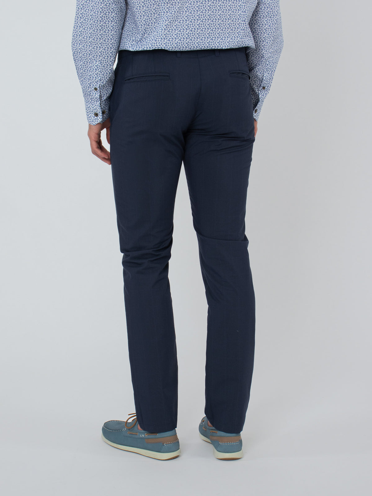 Pantalón chino cuadros