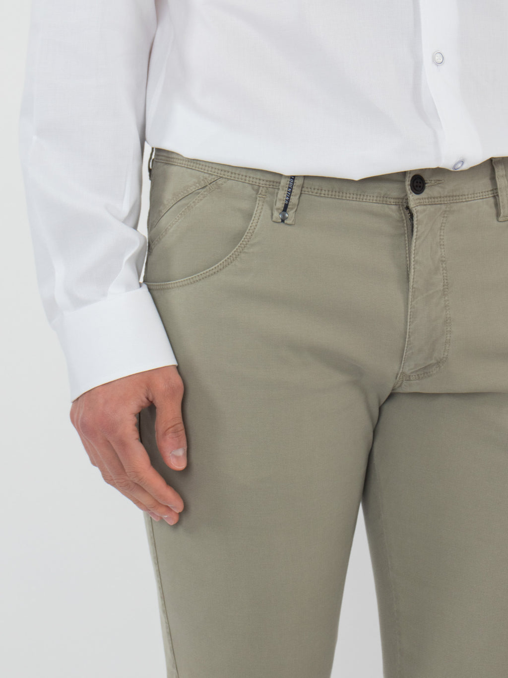 Pantalón tejanero estructura