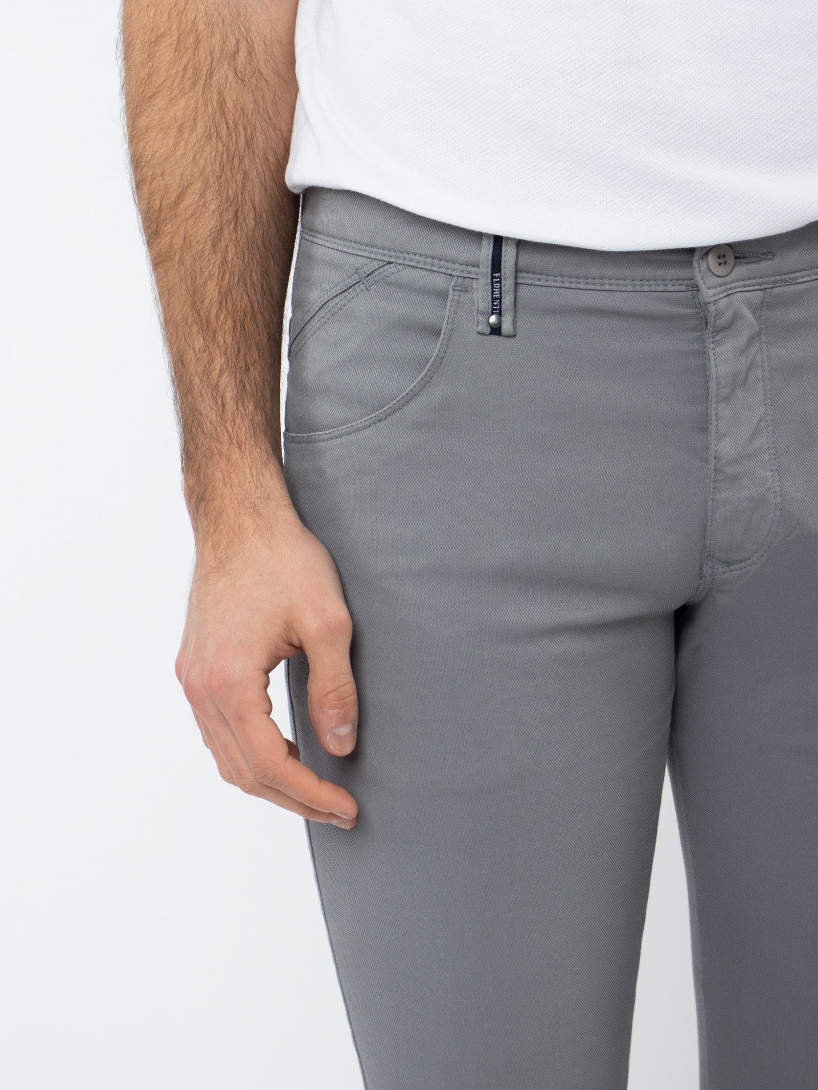 Pantalón tejanero microdibujo