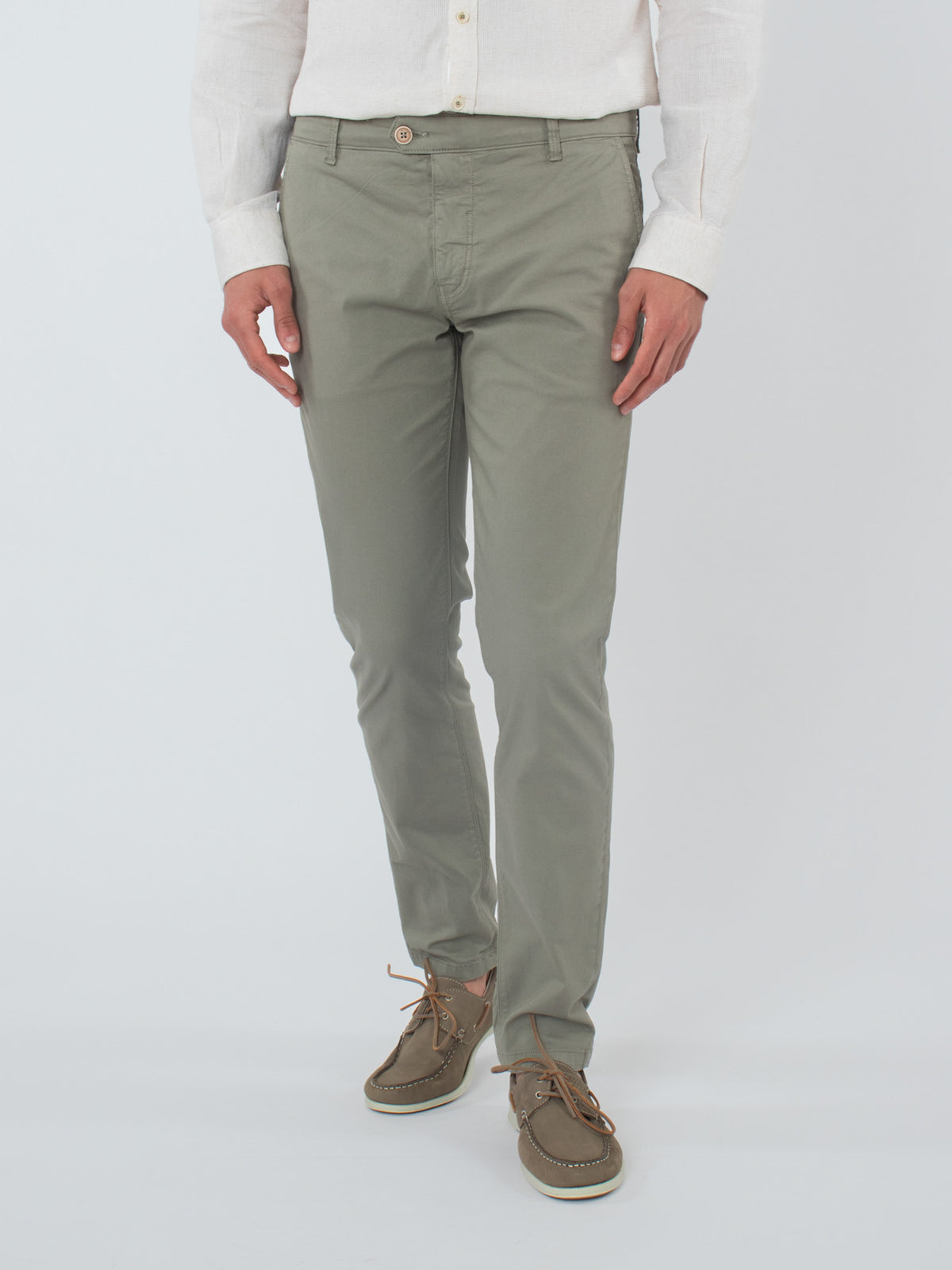 Slim fit chinos with micro-print