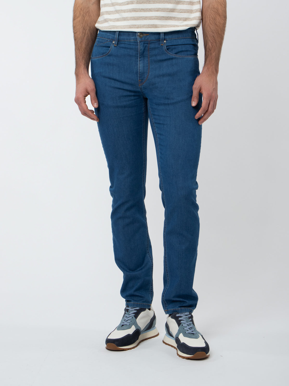 Slim fit jeans