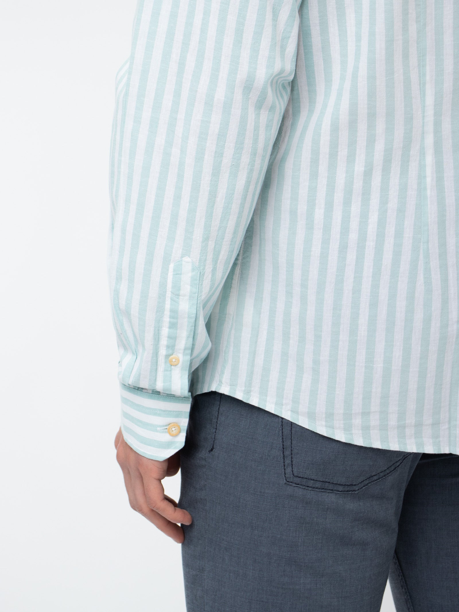 Camisa slim fit rayas