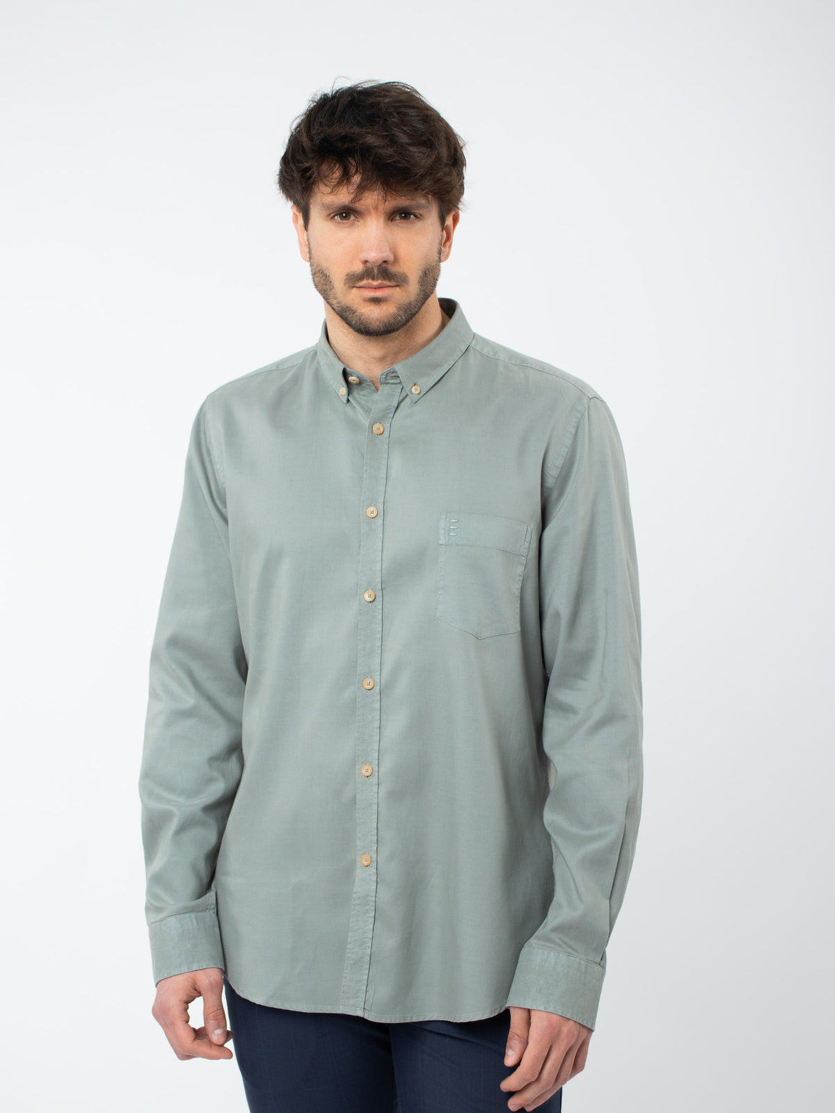Camisa tintada slim fit