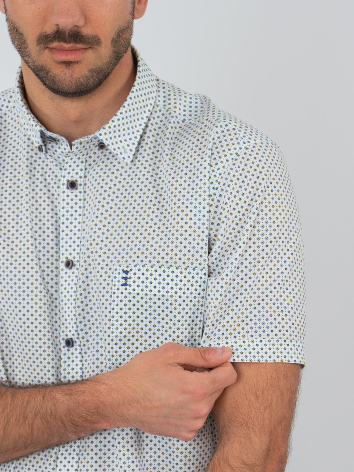Geometric print shirt