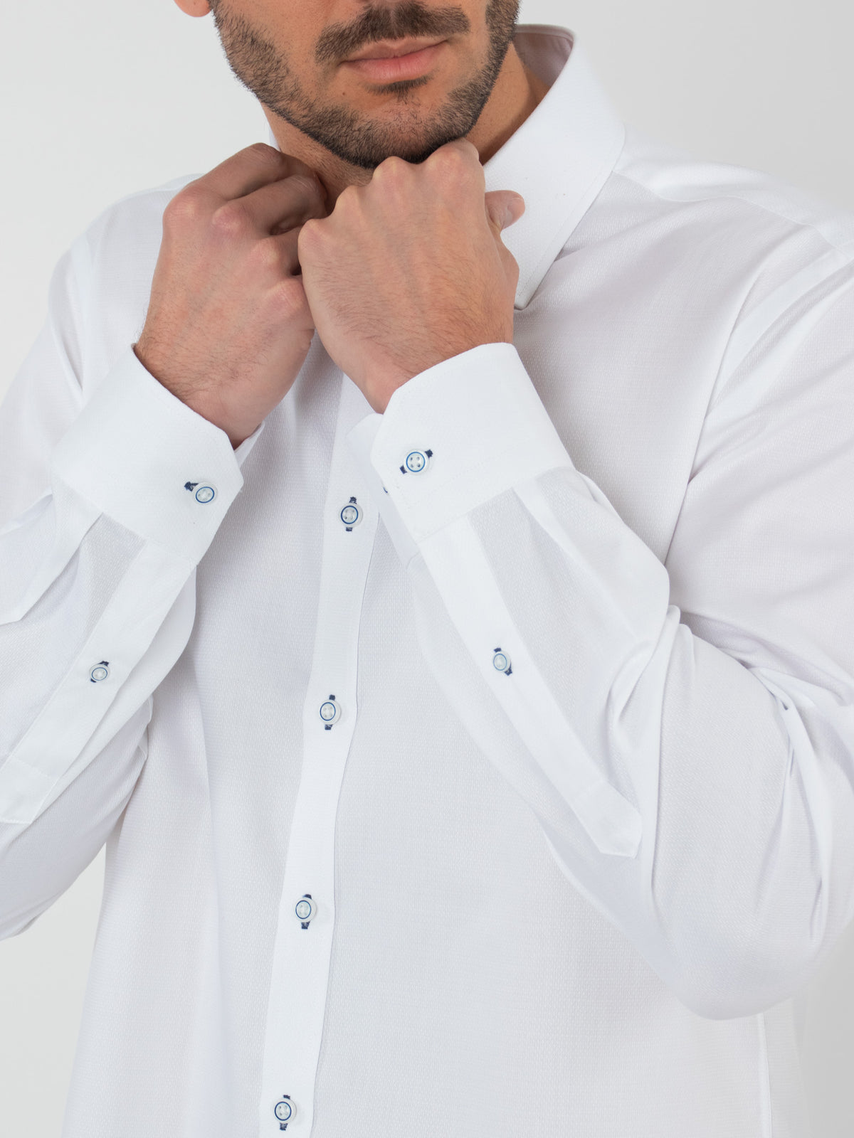 Camisa detalles contraste slim fit