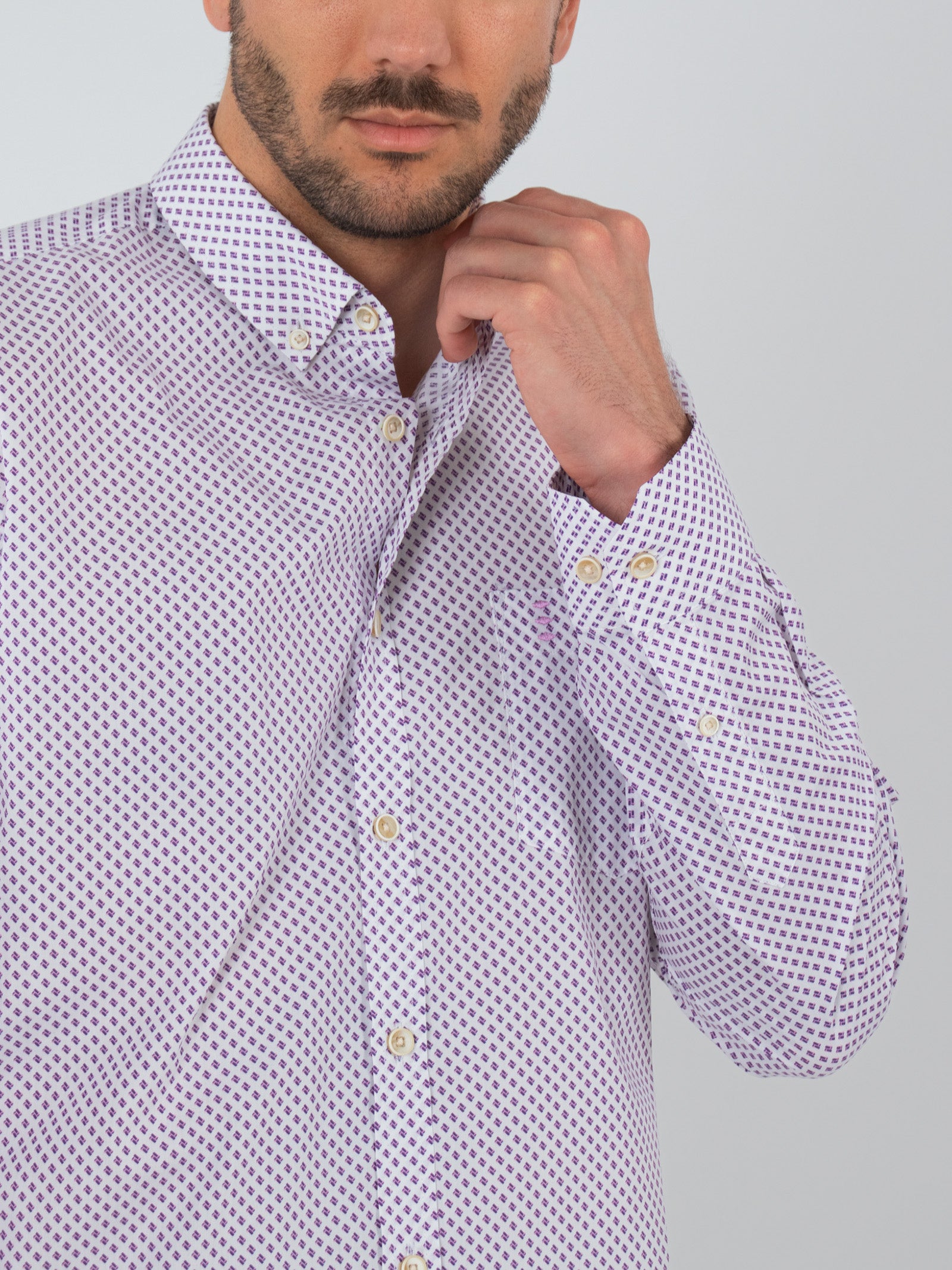 Camisa slim fit estampada