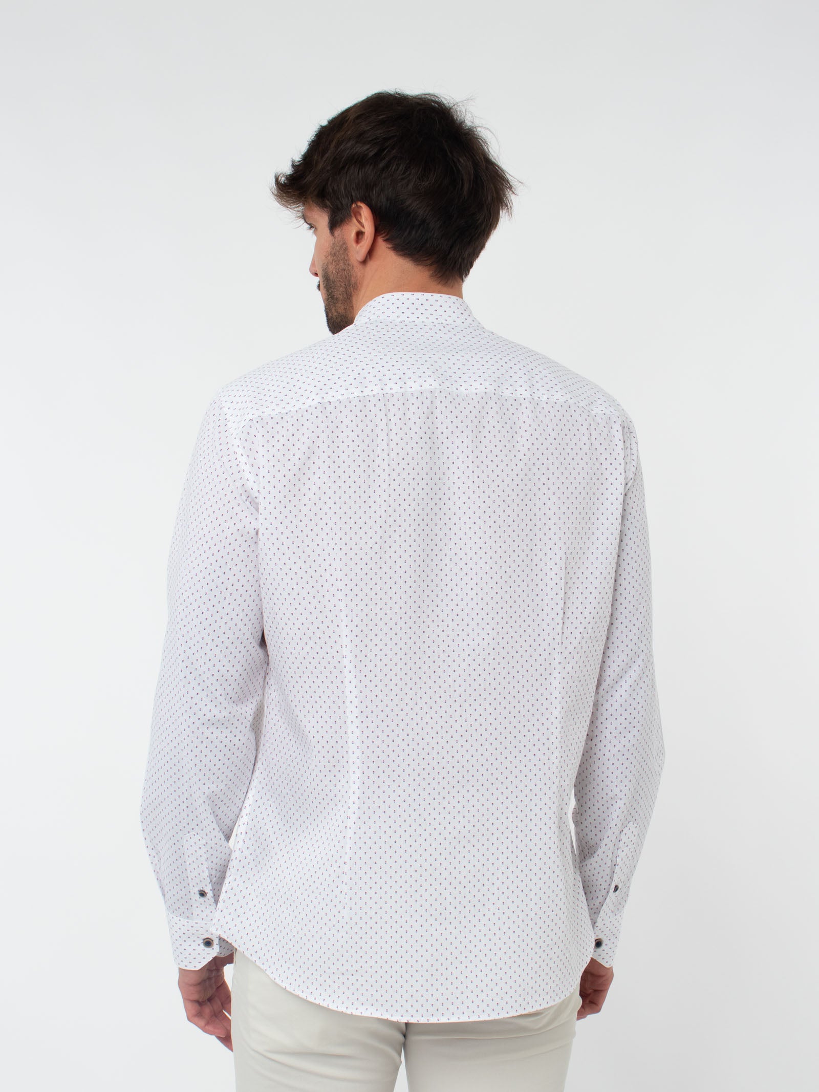 Camisa cuello mao slim fit