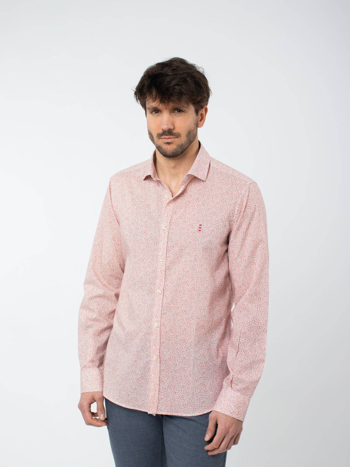 Camisa slim fit estampado floral