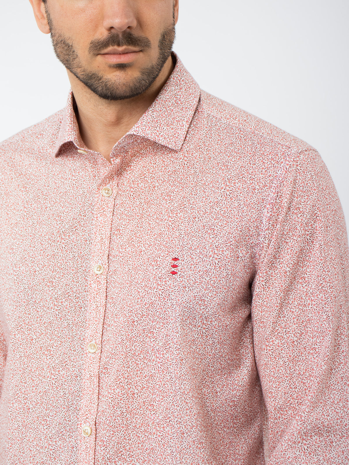 Camisa slim fit estampado floral
