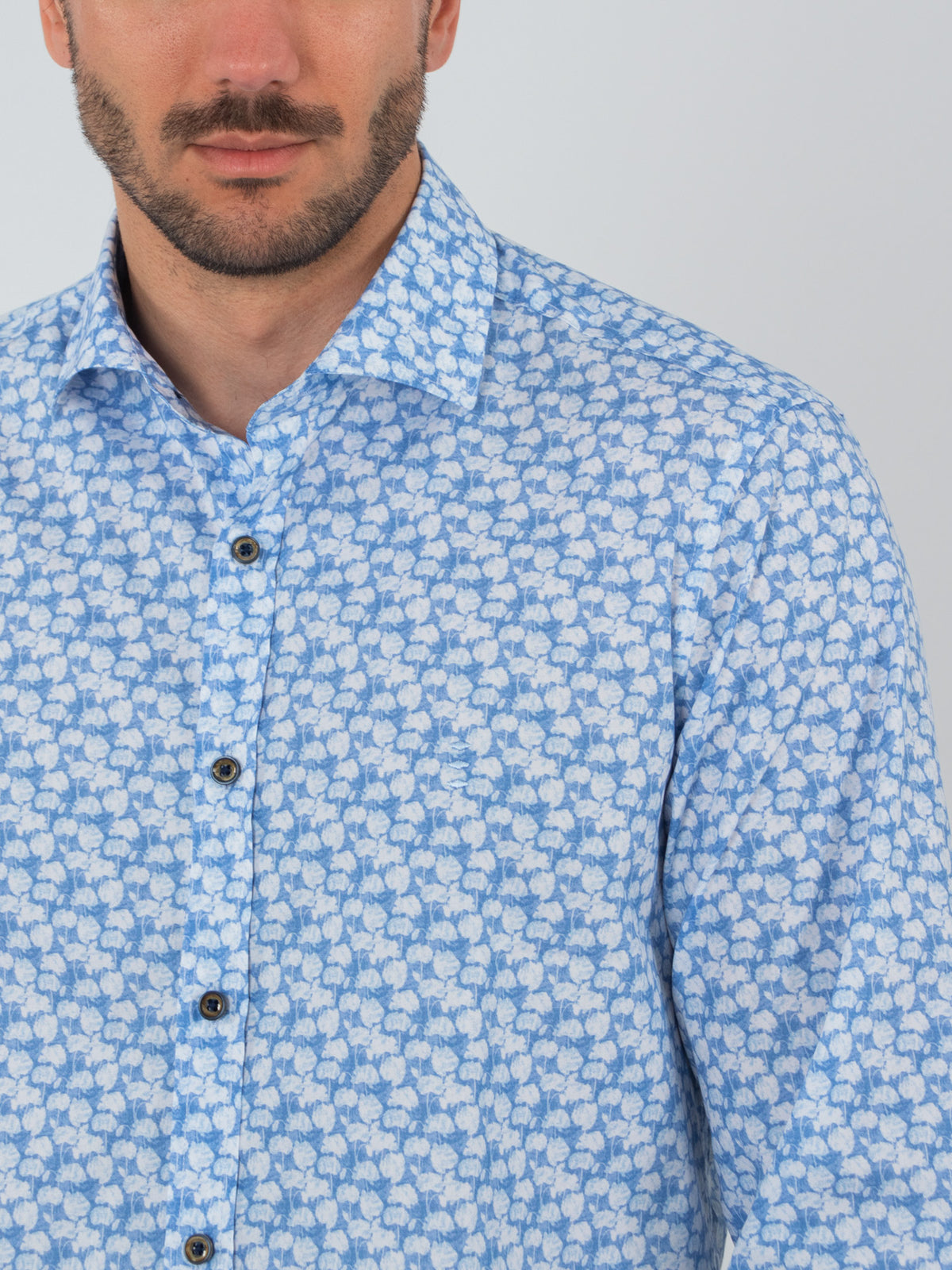 Floral printed slim fit shirt