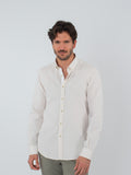 Camisa slim fit detalles