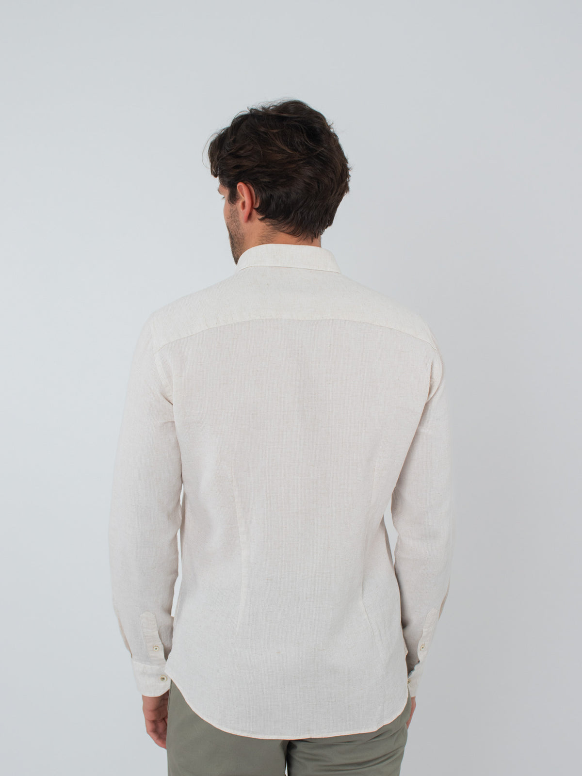 Slim fit shirt with contrast details