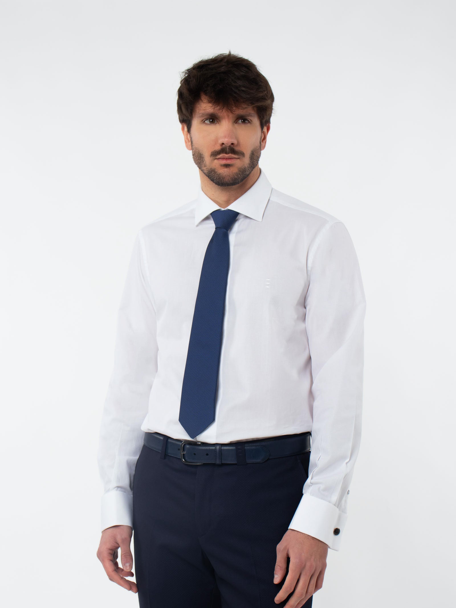 Camisa fiesta regular fit con microdiseño