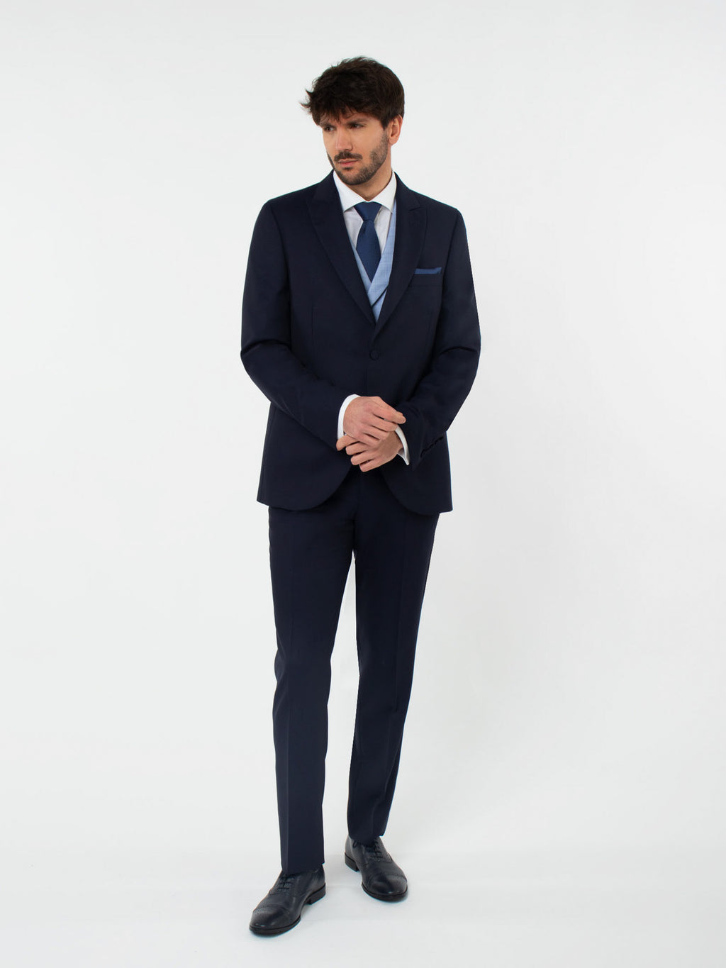 Slim fit suit in micro-patterned pure wool