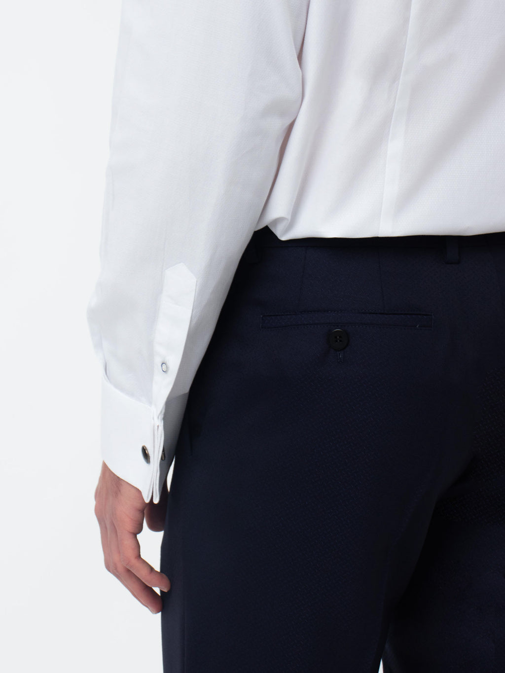 Slim fit suit in micro-patterned pure wool