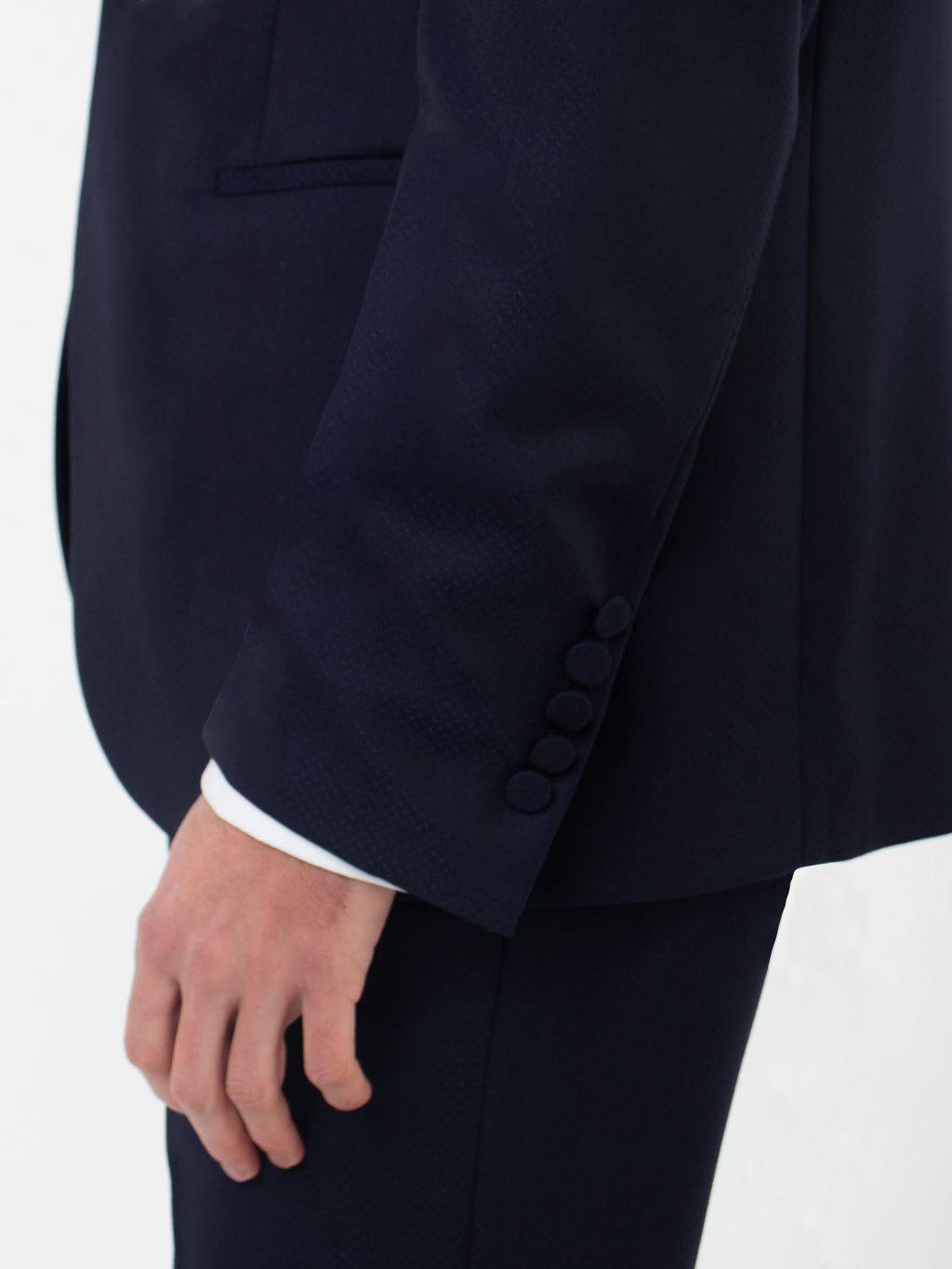 Slim fit suit in micro-patterned pure wool