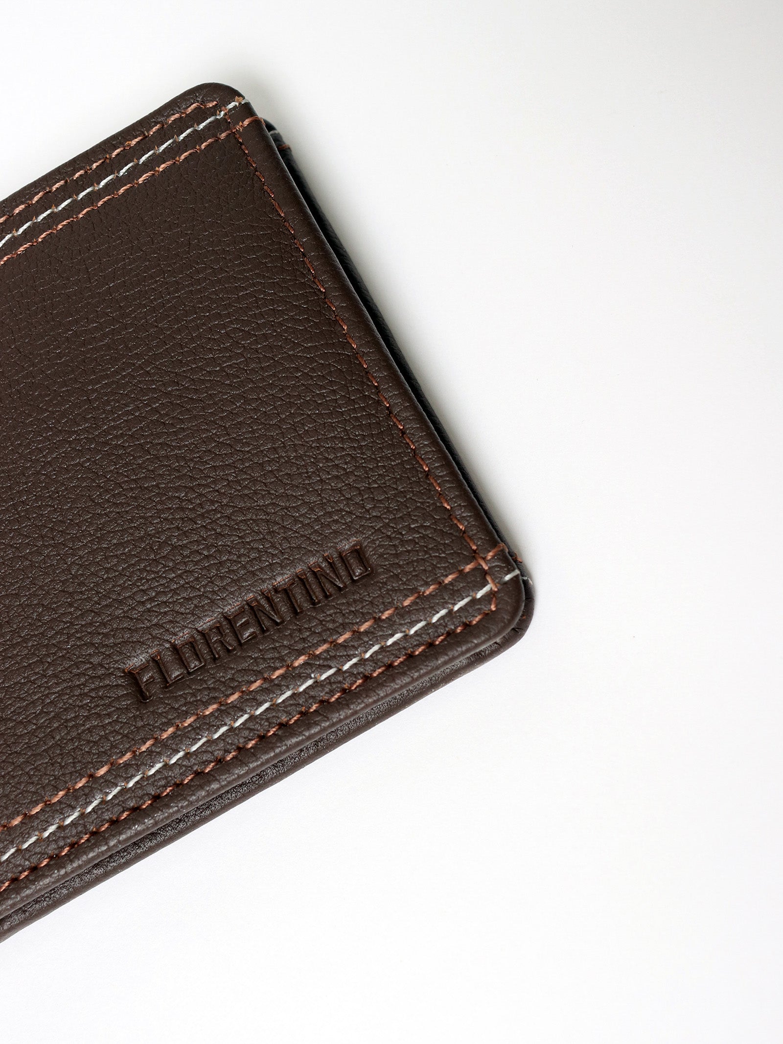 Cartera Piel con Detalle Pespuntes