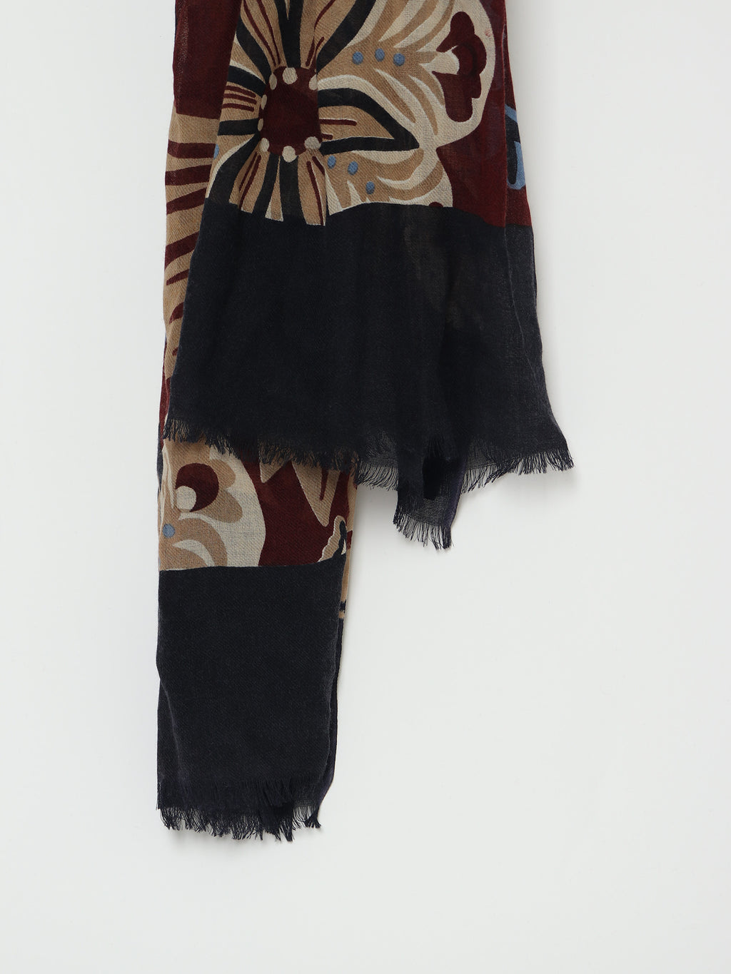 Floral print wool scarf