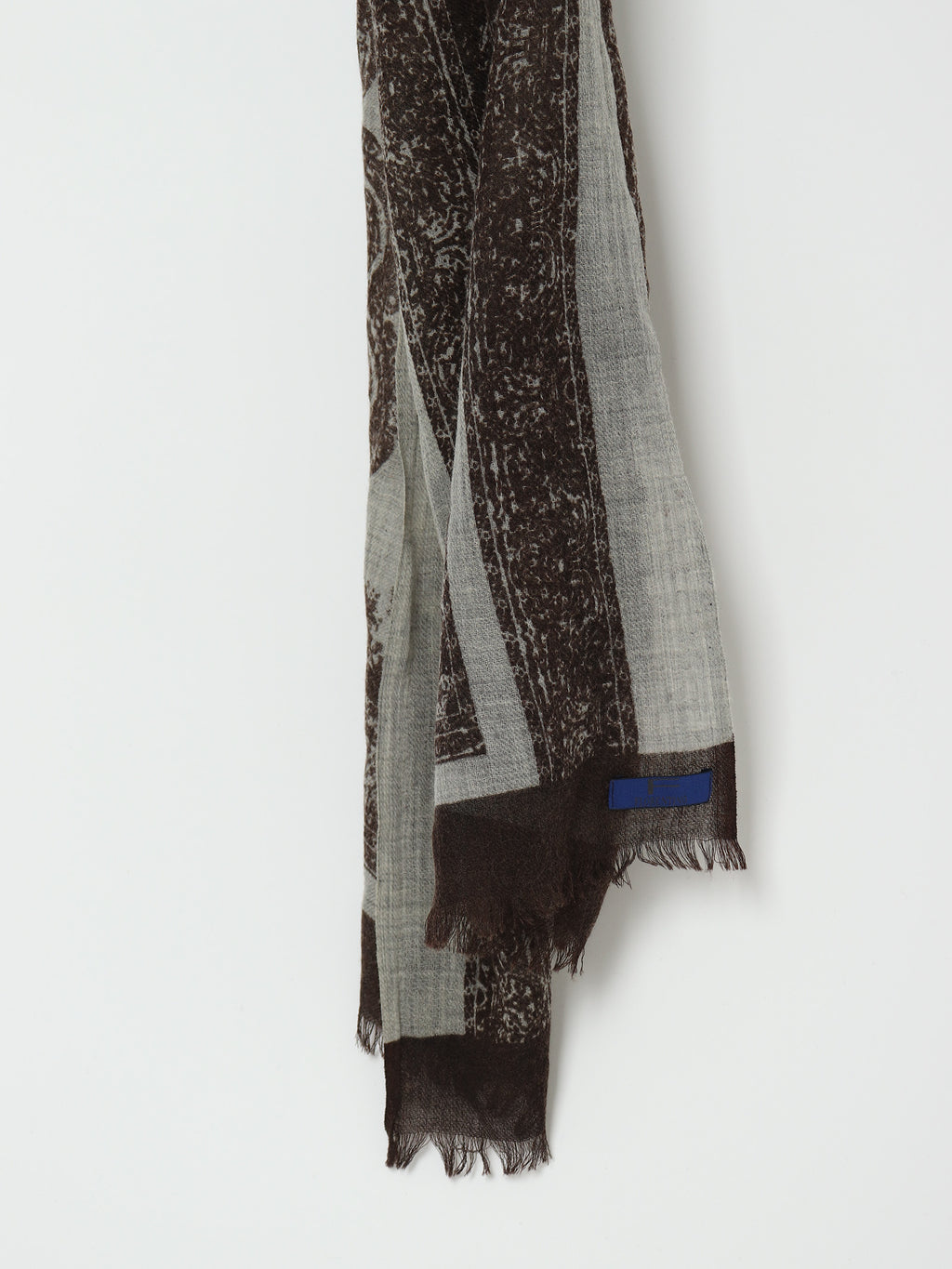 Jacquard wool scarf