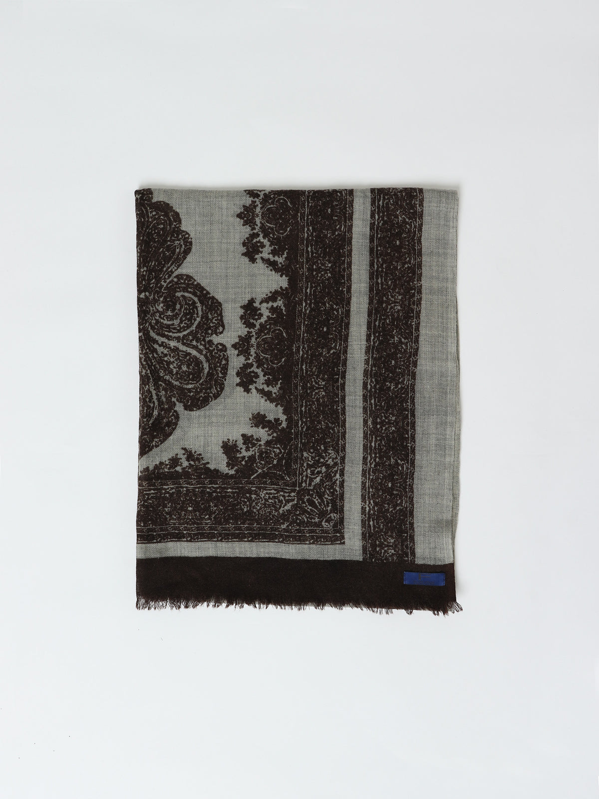 Jacquard wool scarf