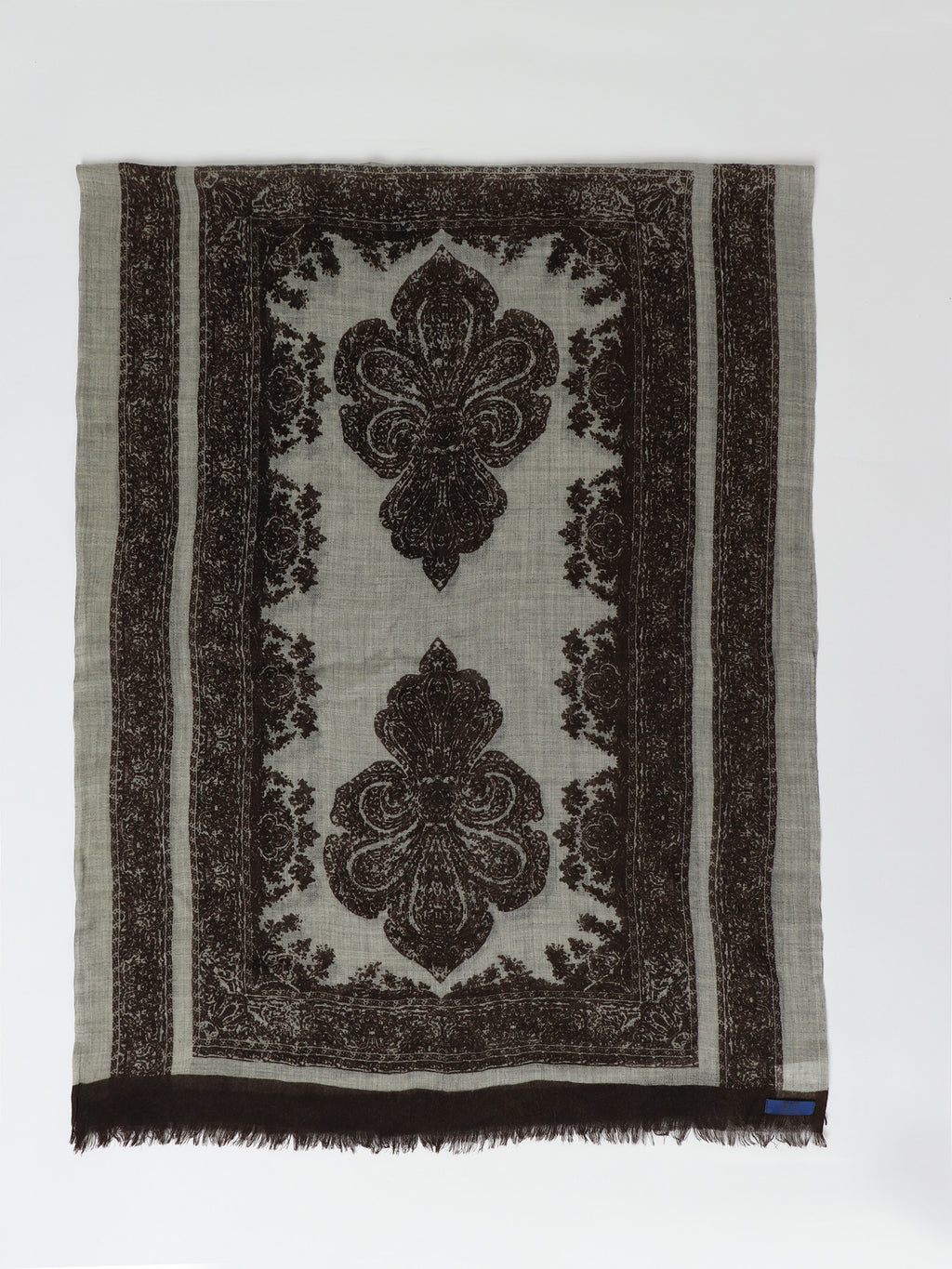 Jacquard wool scarf