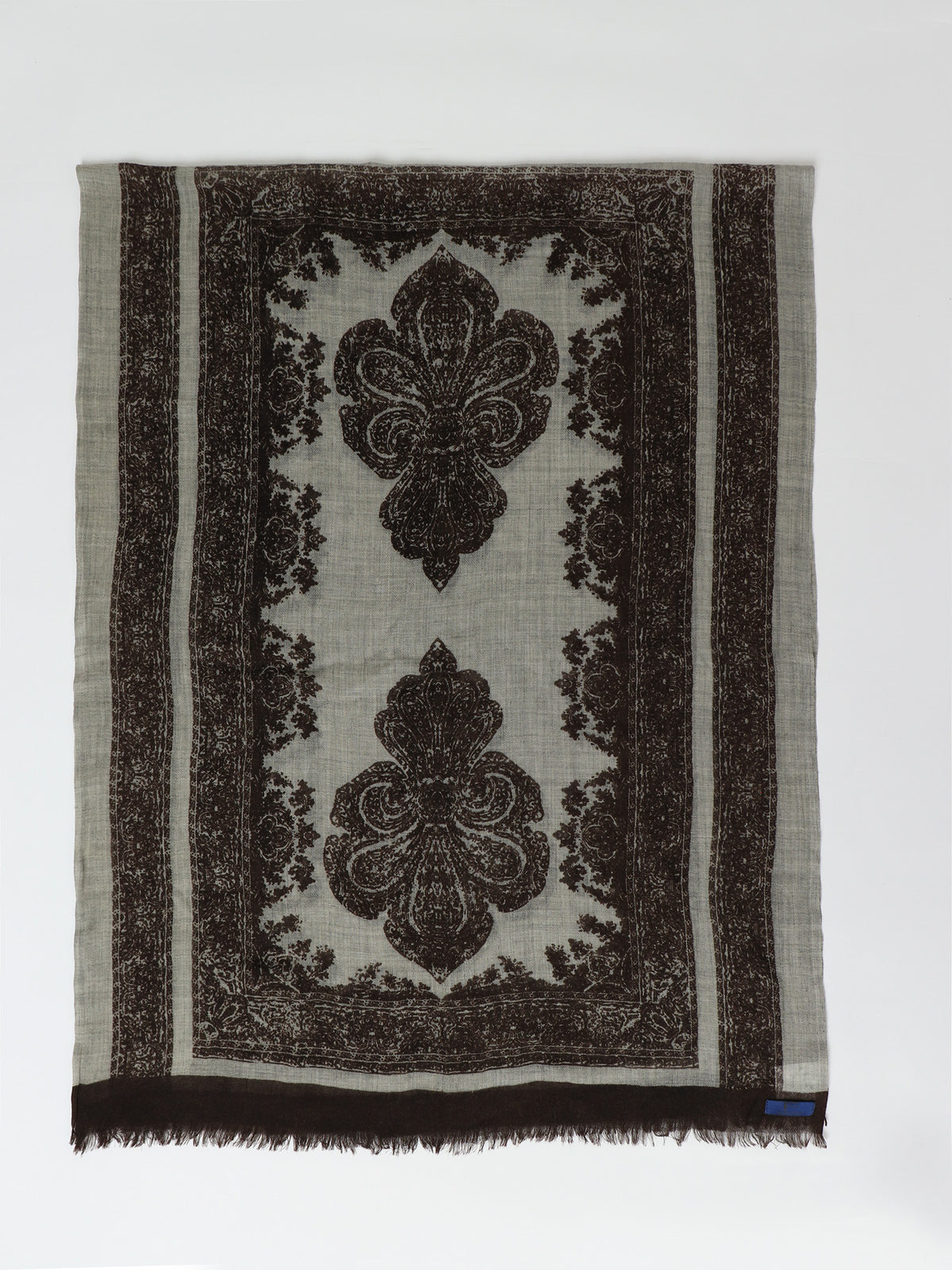 Jacquard wool scarf