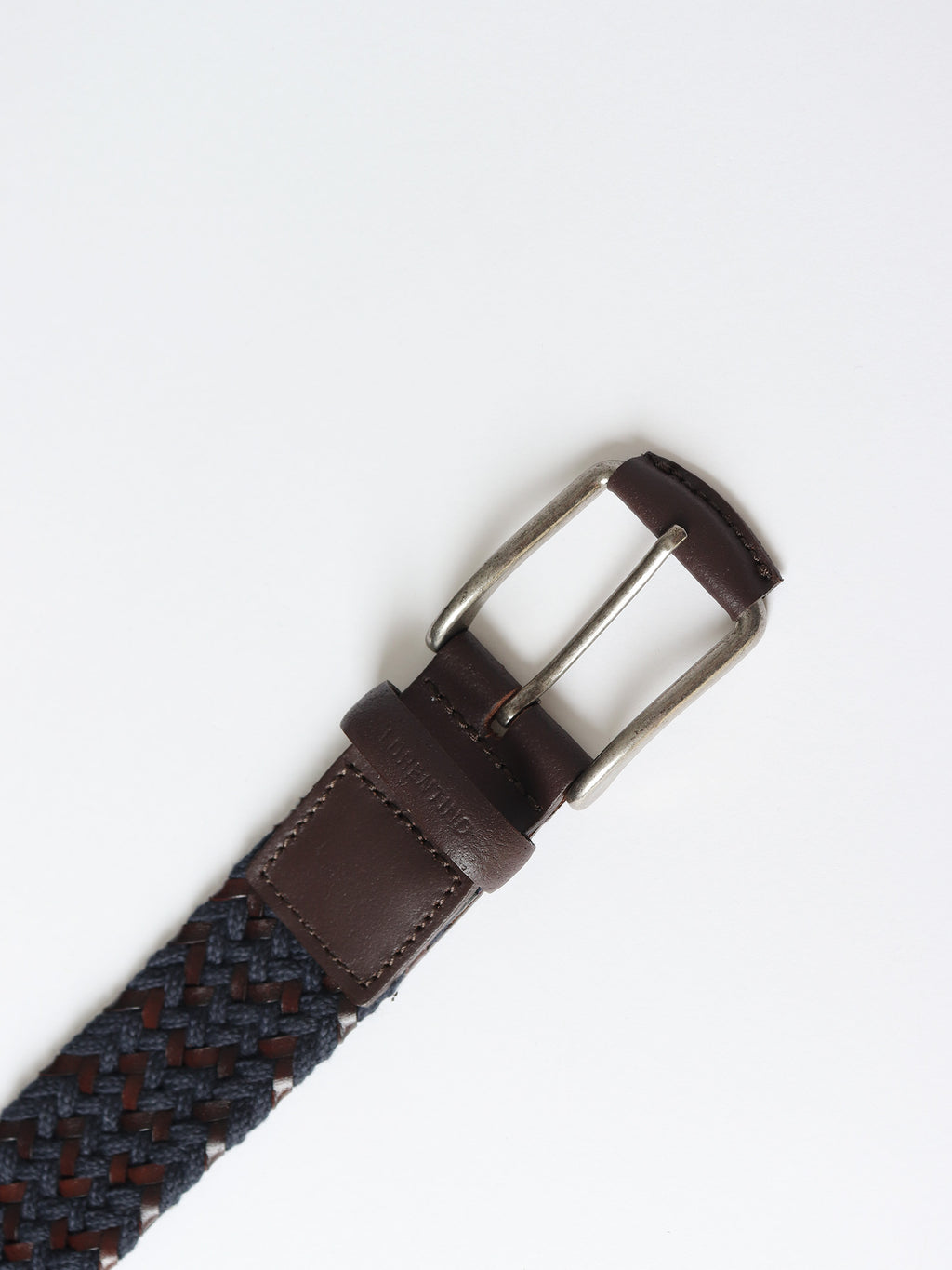Elastic braided belt