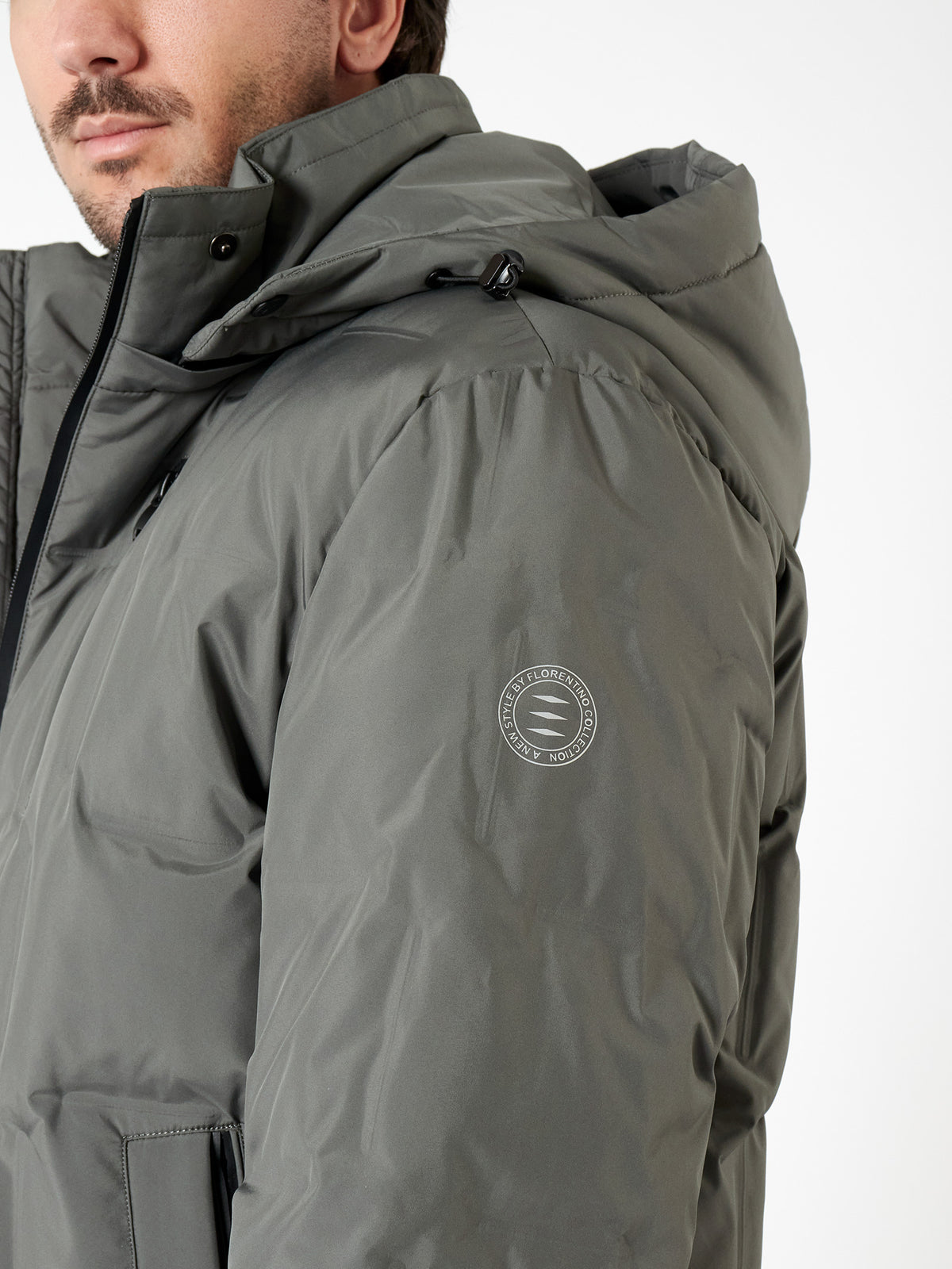 Parka acolchada con capucha