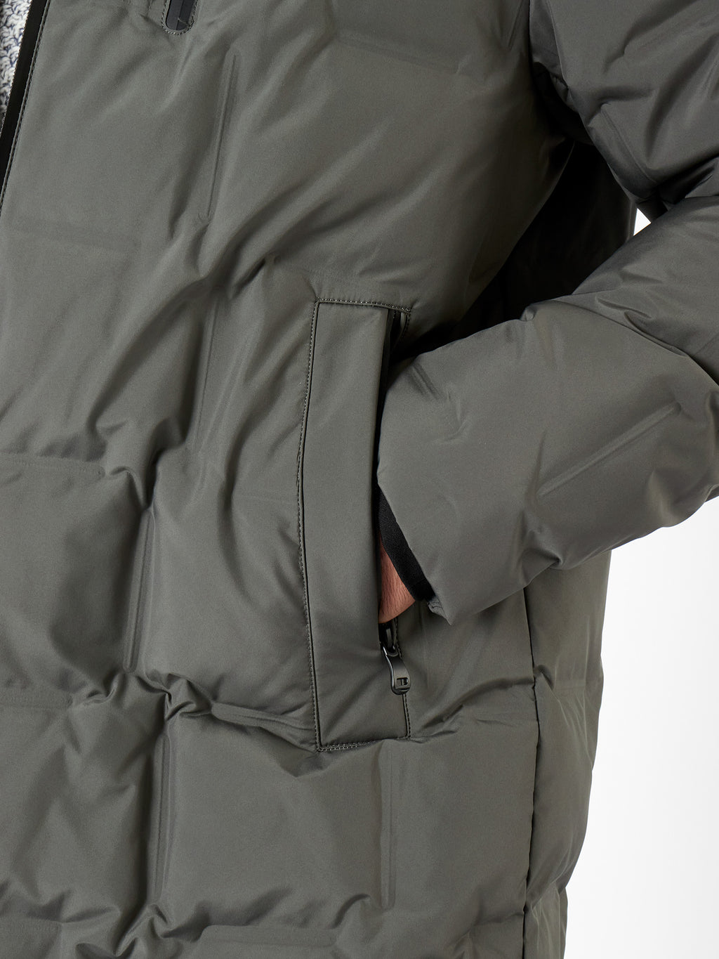Parka acolchada con capucha