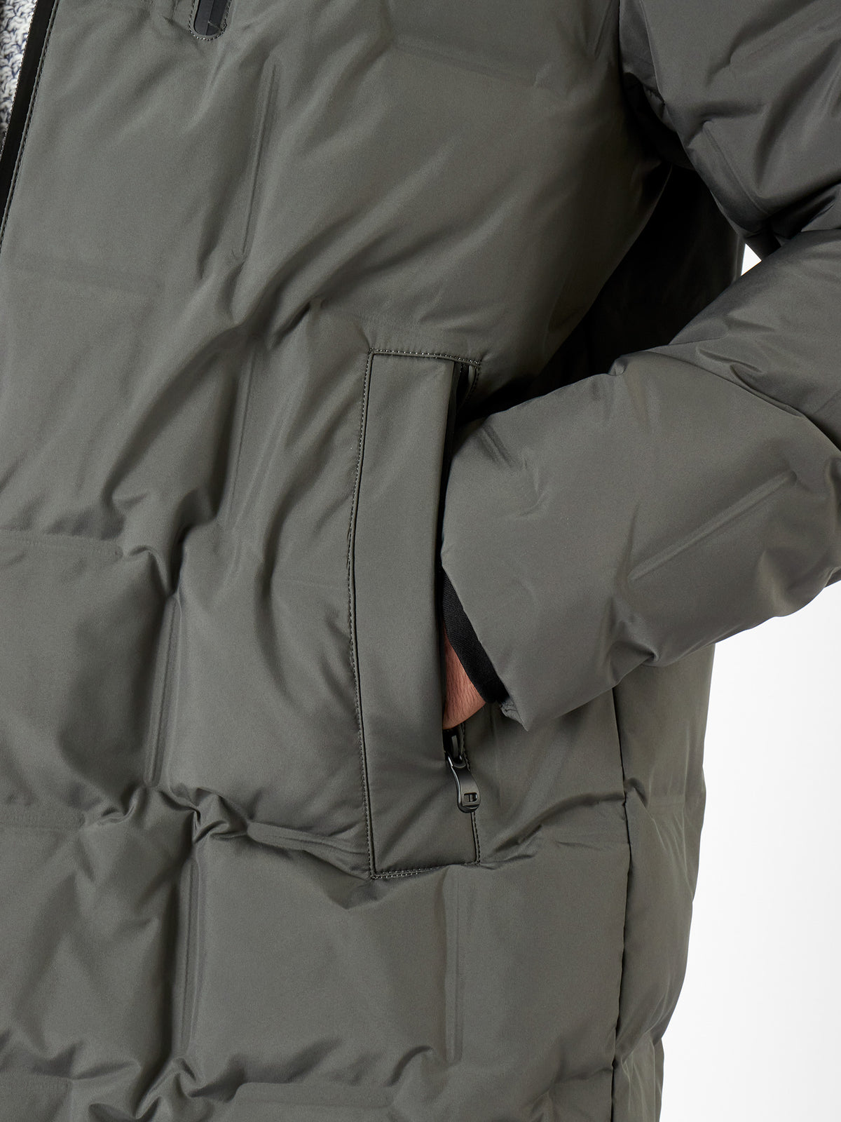 Parka acolchada con capucha