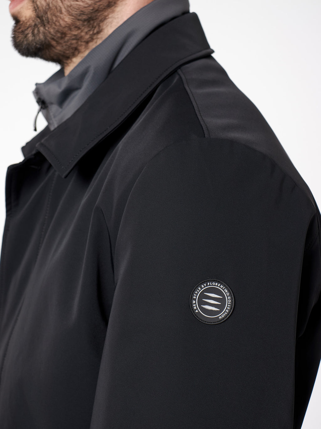 Trench efecto doble prenda regular fit