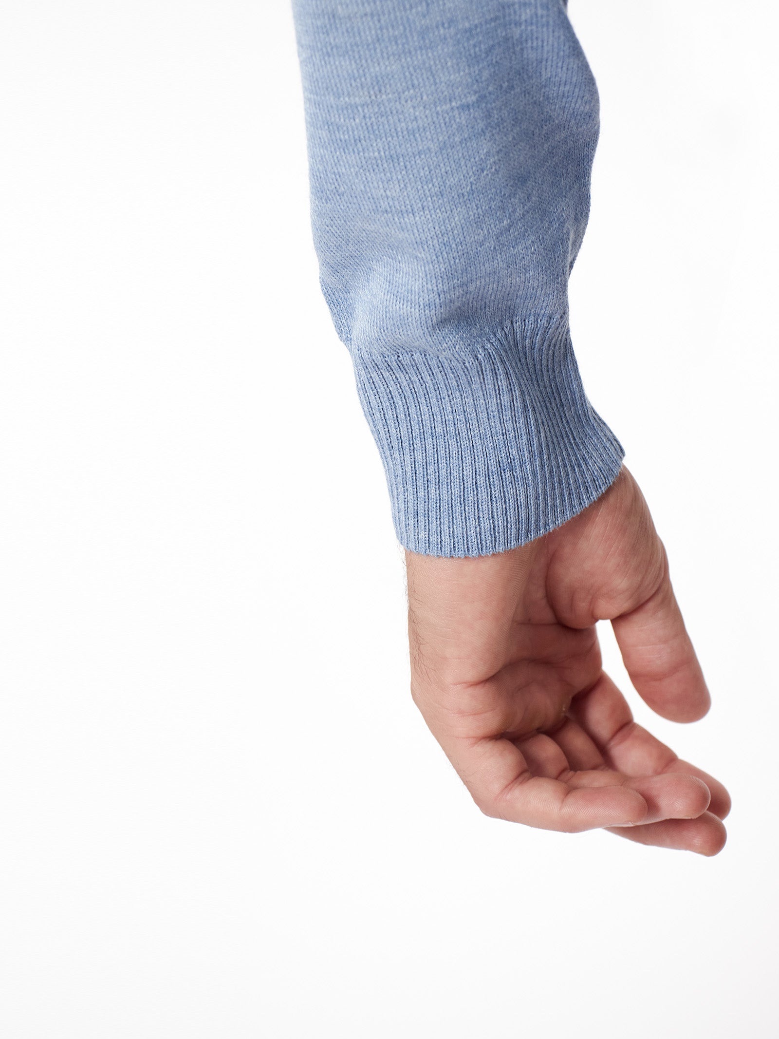 Round neck wool sweater