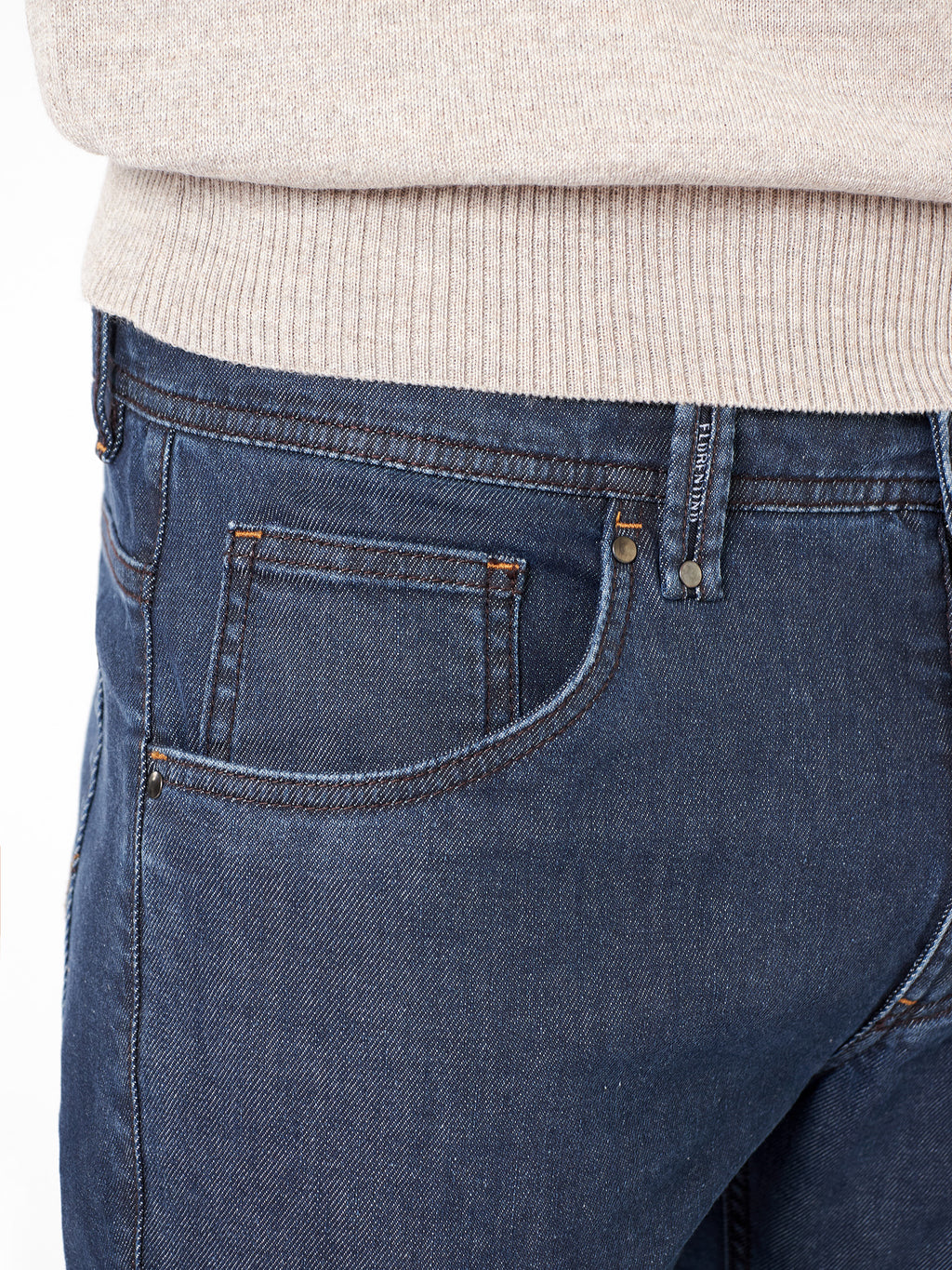Slim fit jeans with stone washed