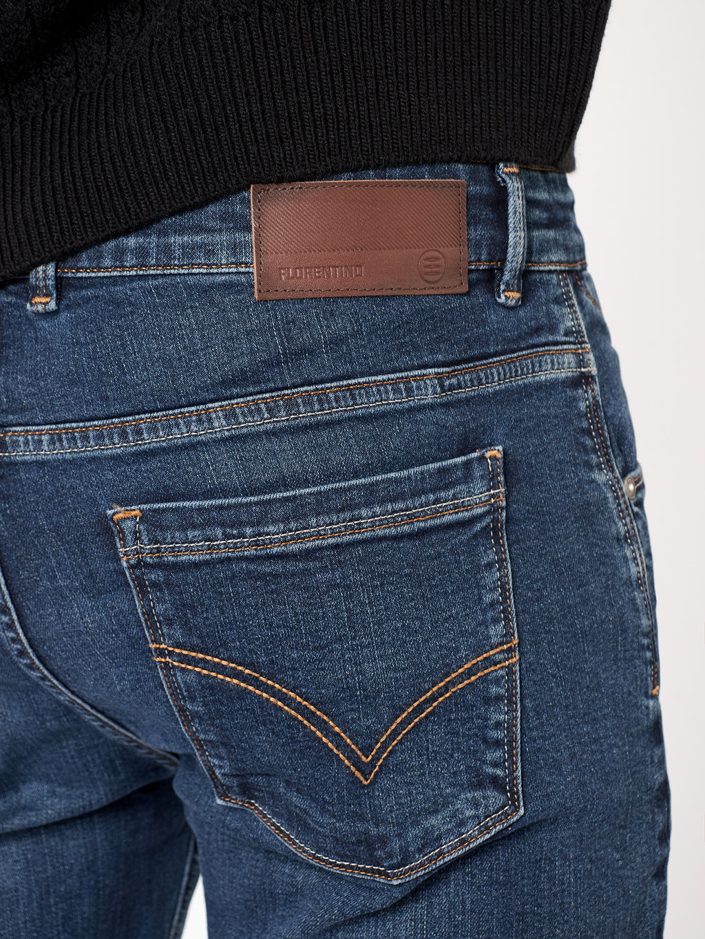 Slim fit jeans with stone wash