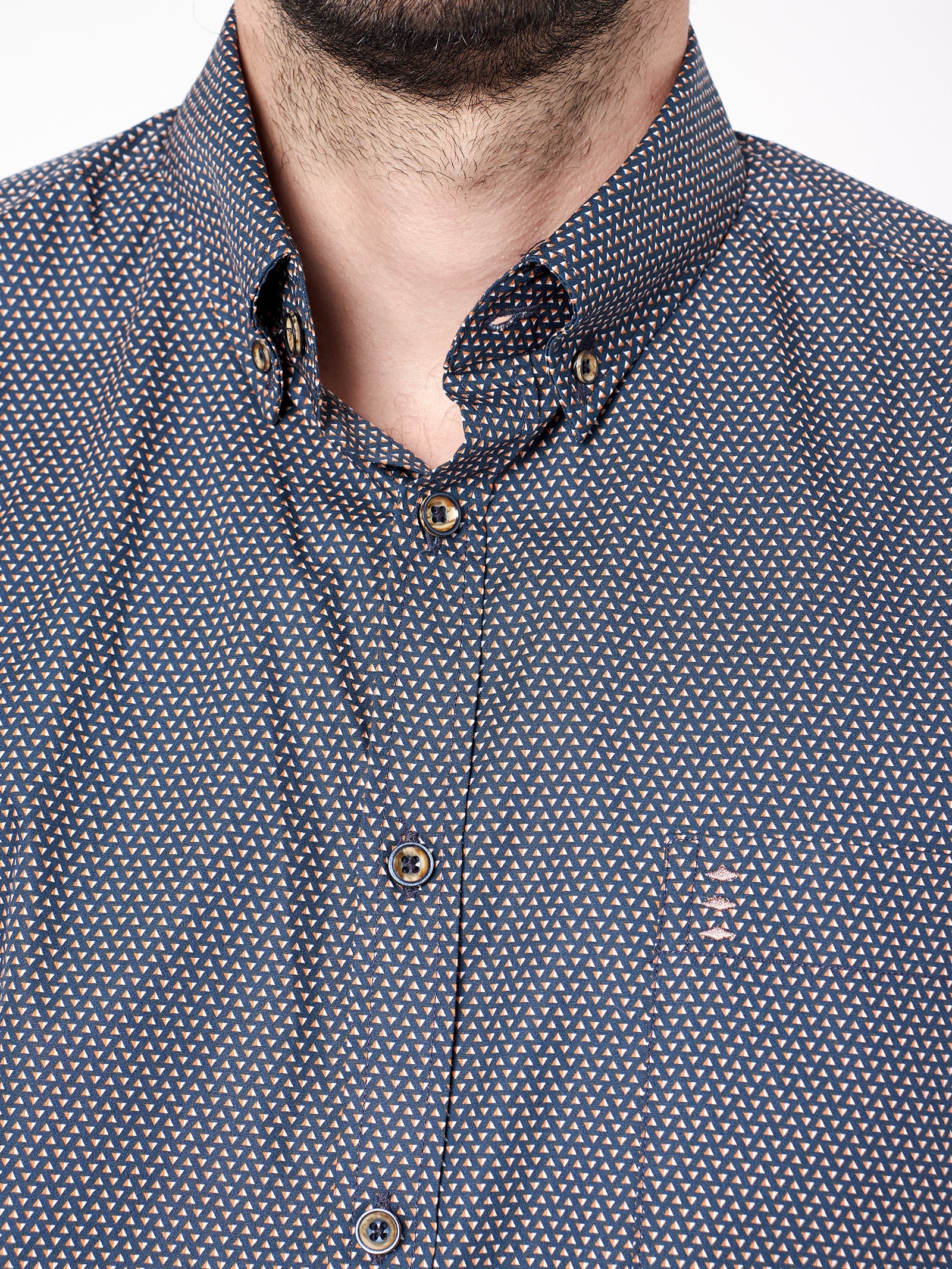 Regular fit geometric print shirt