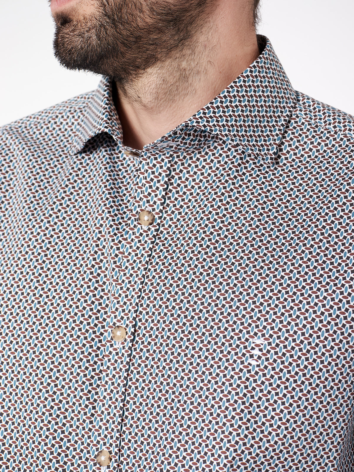 Camisa estampado geométrico slim fit